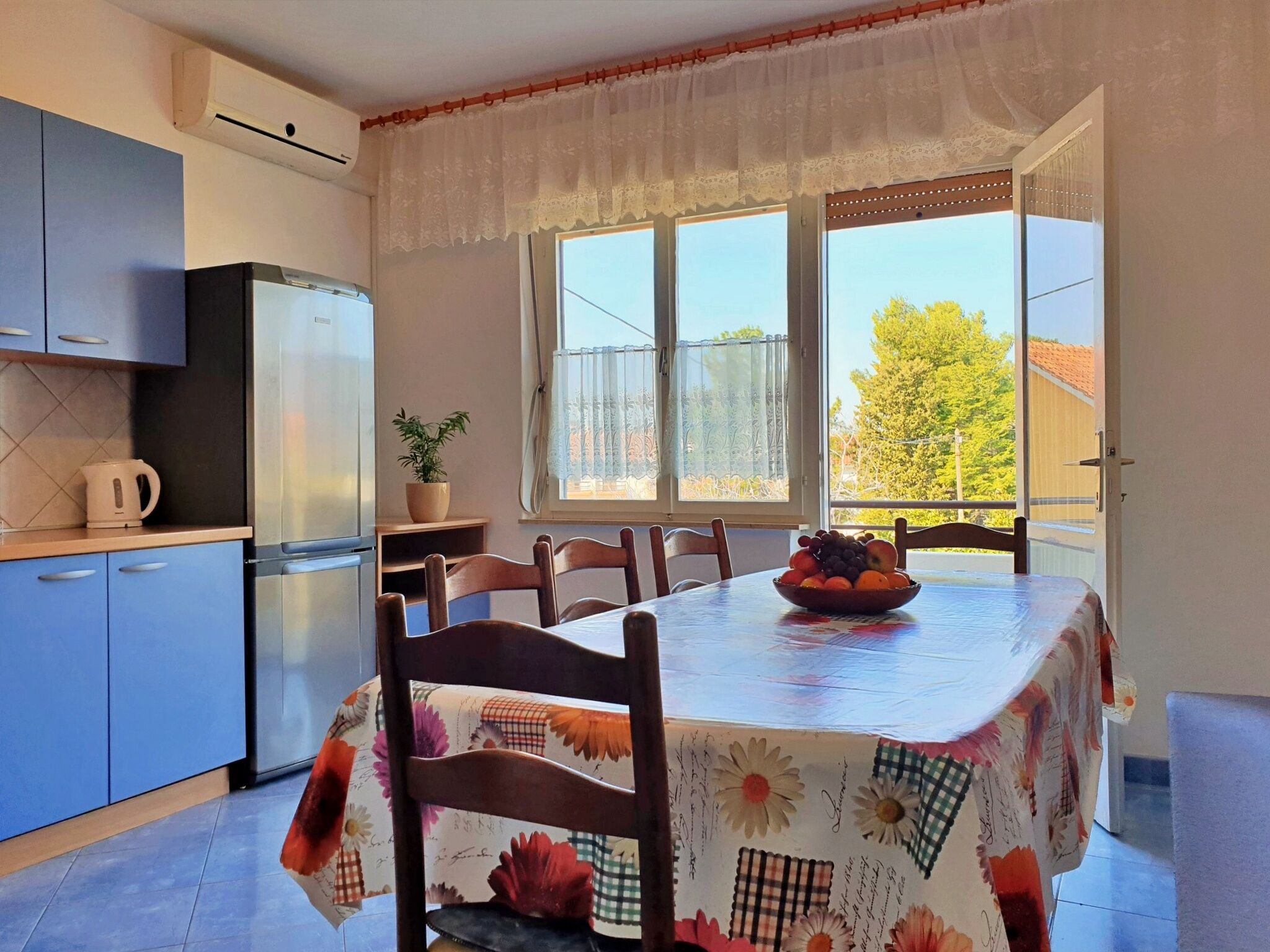 Apartments Jakominić A2