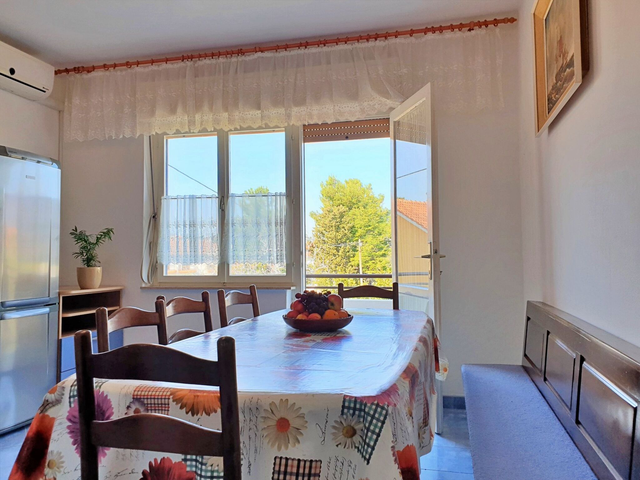 Apartments Jakominić A2