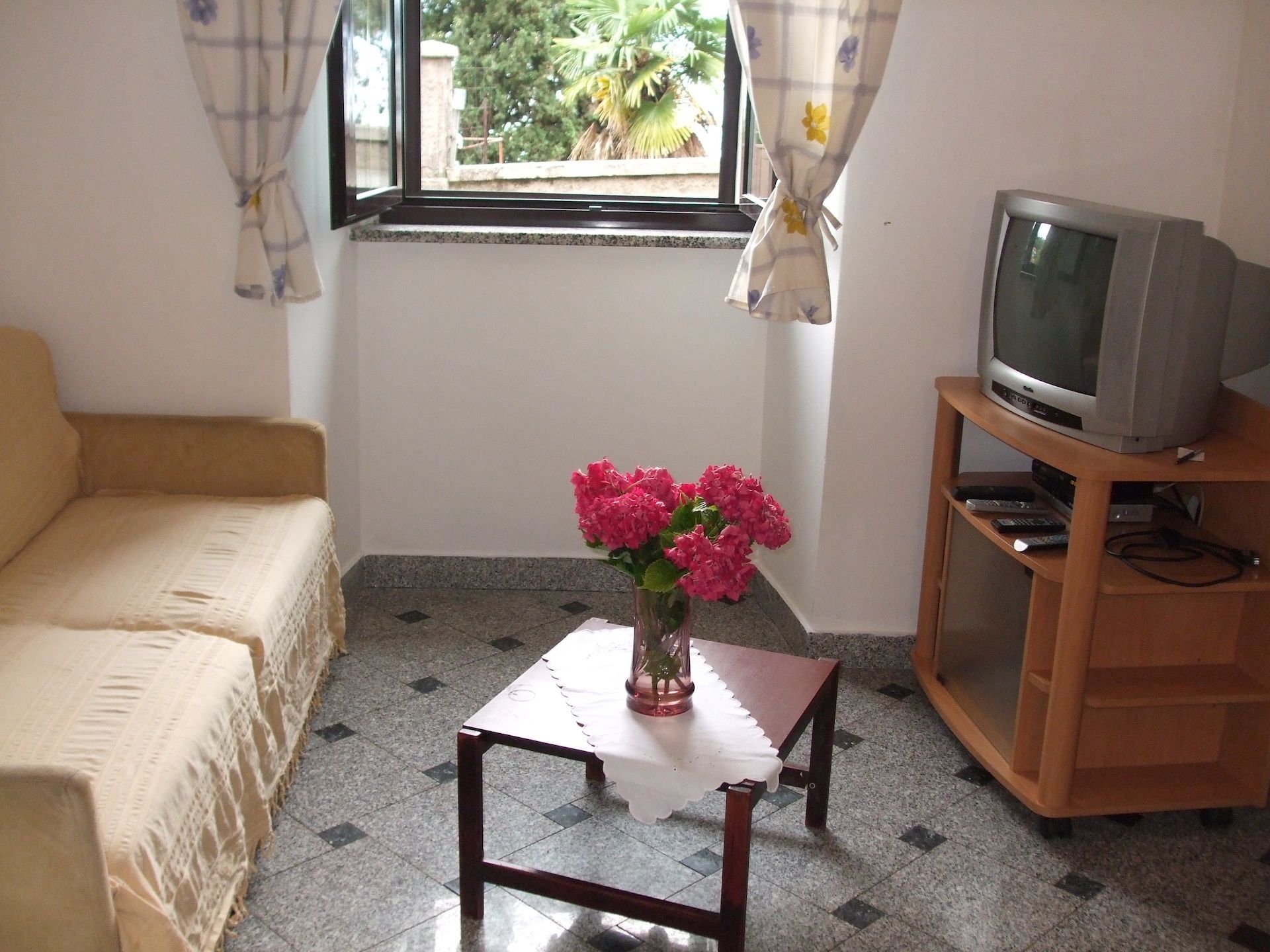 Apartments Vesna 98091-A2