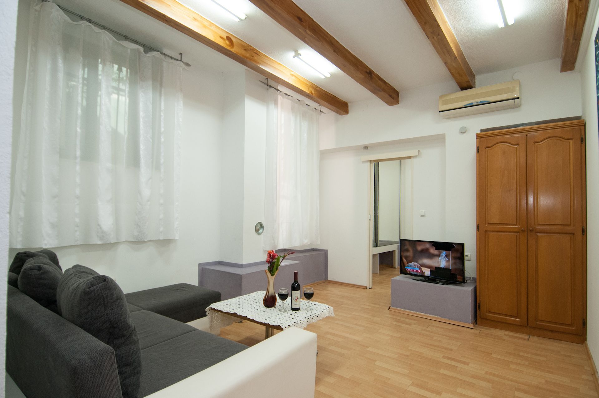 Apartments Lovran 98081-A1