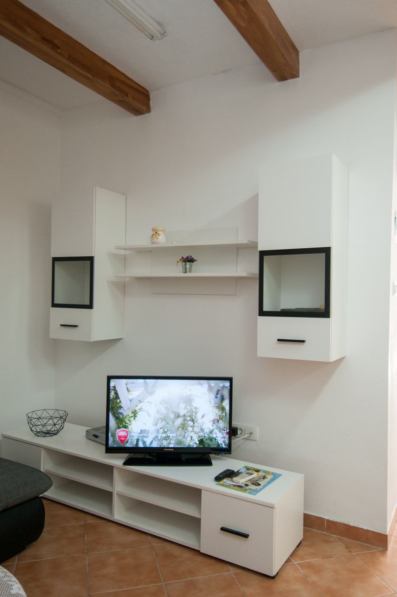 Apartments Lovran 98081-A2