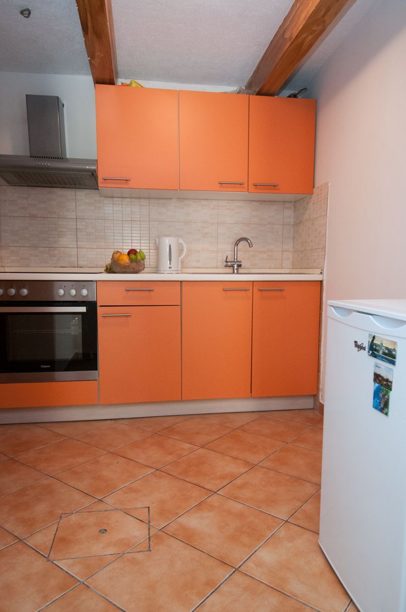 Apartments Lovran 98081-A2