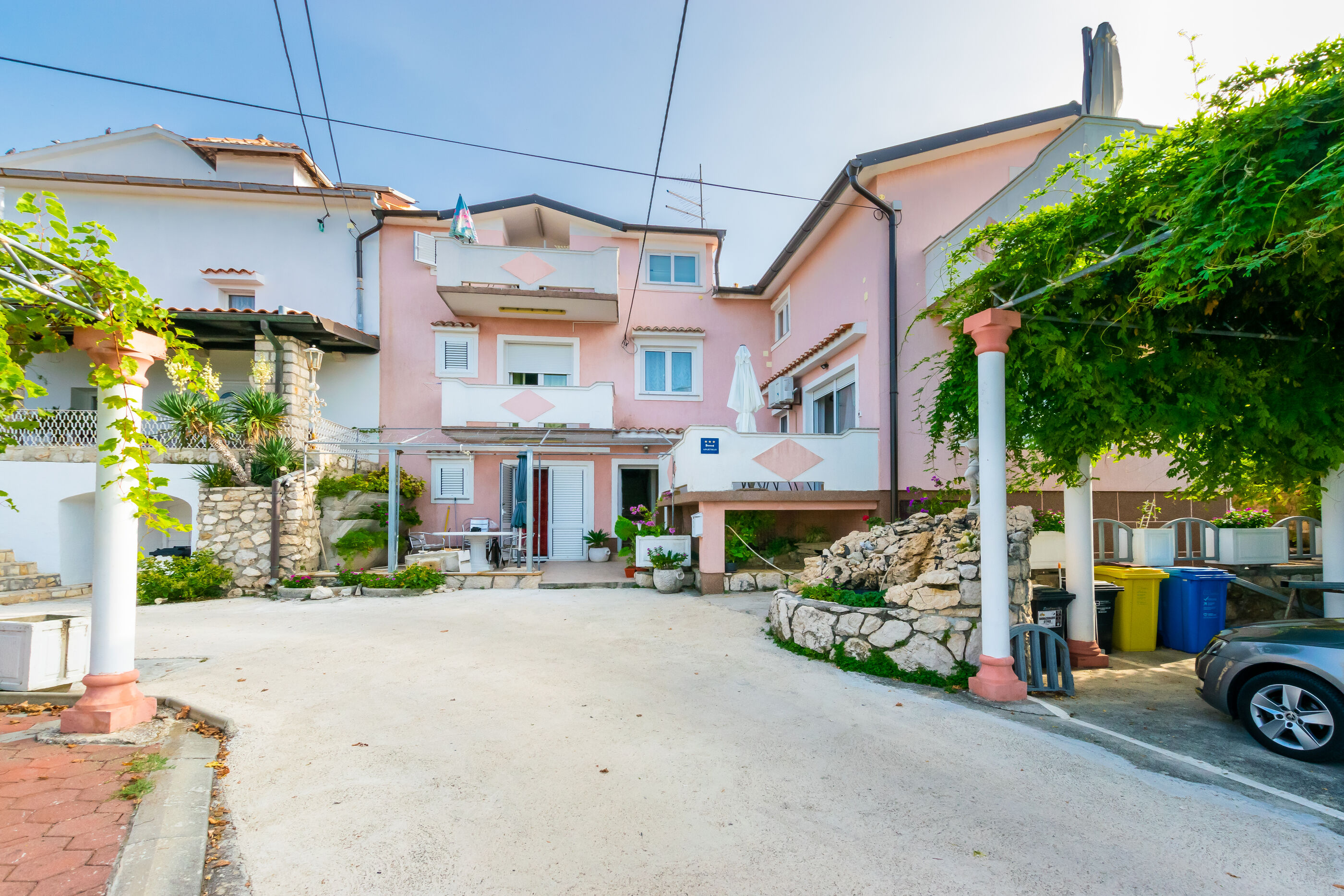 Apartments Antonija Accommodation in Rab