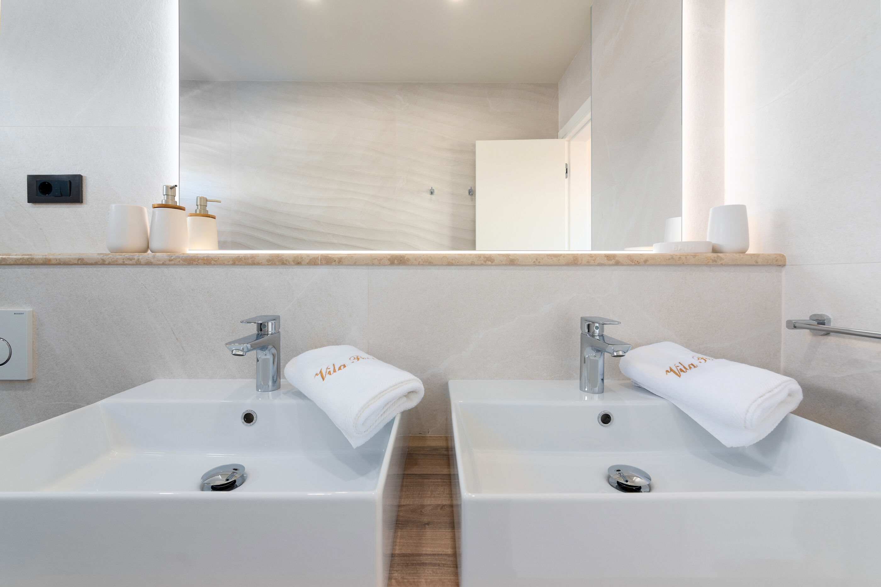 Villa Perla Exclusive 97486-K1
