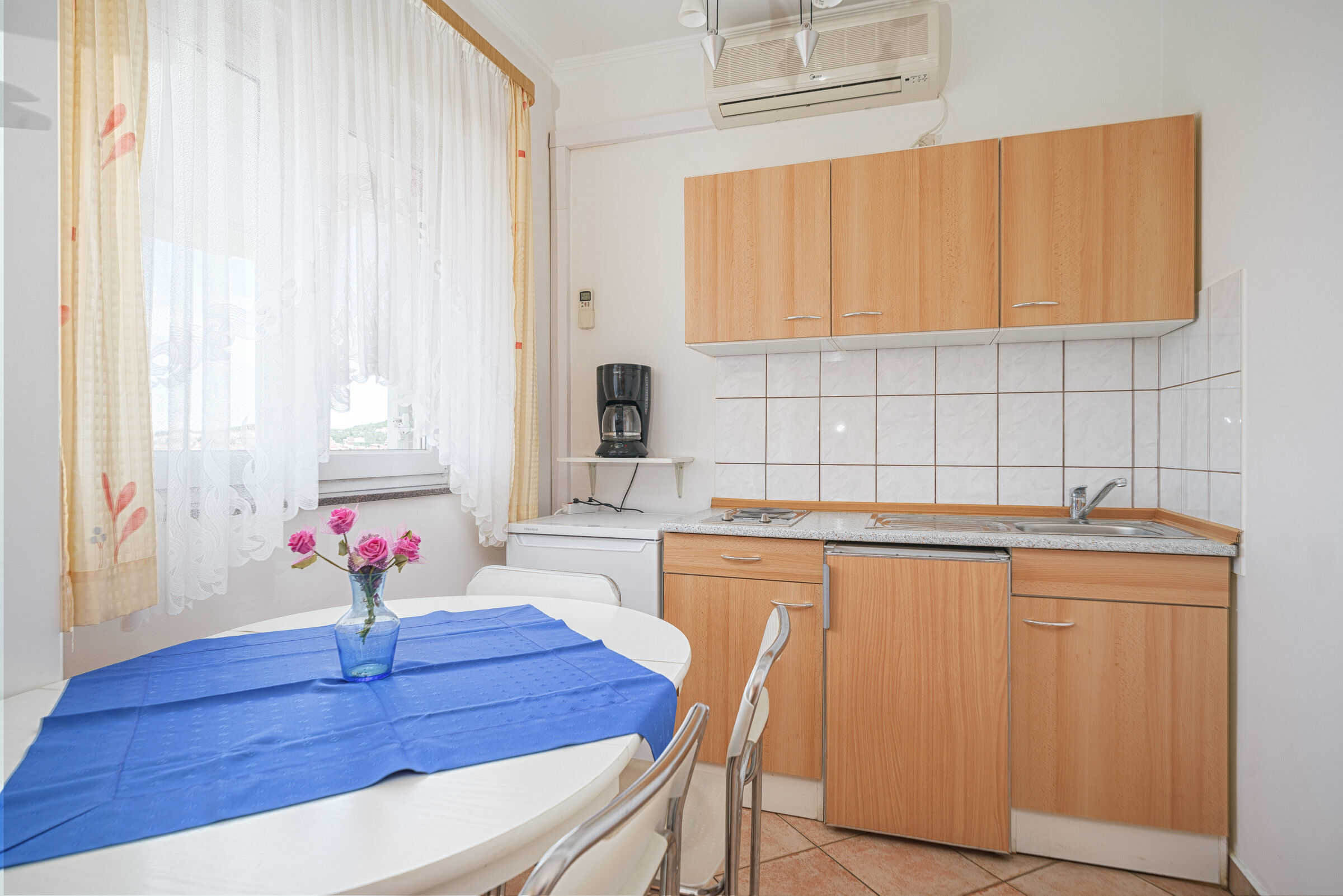 Apartments Milka 11361-A4