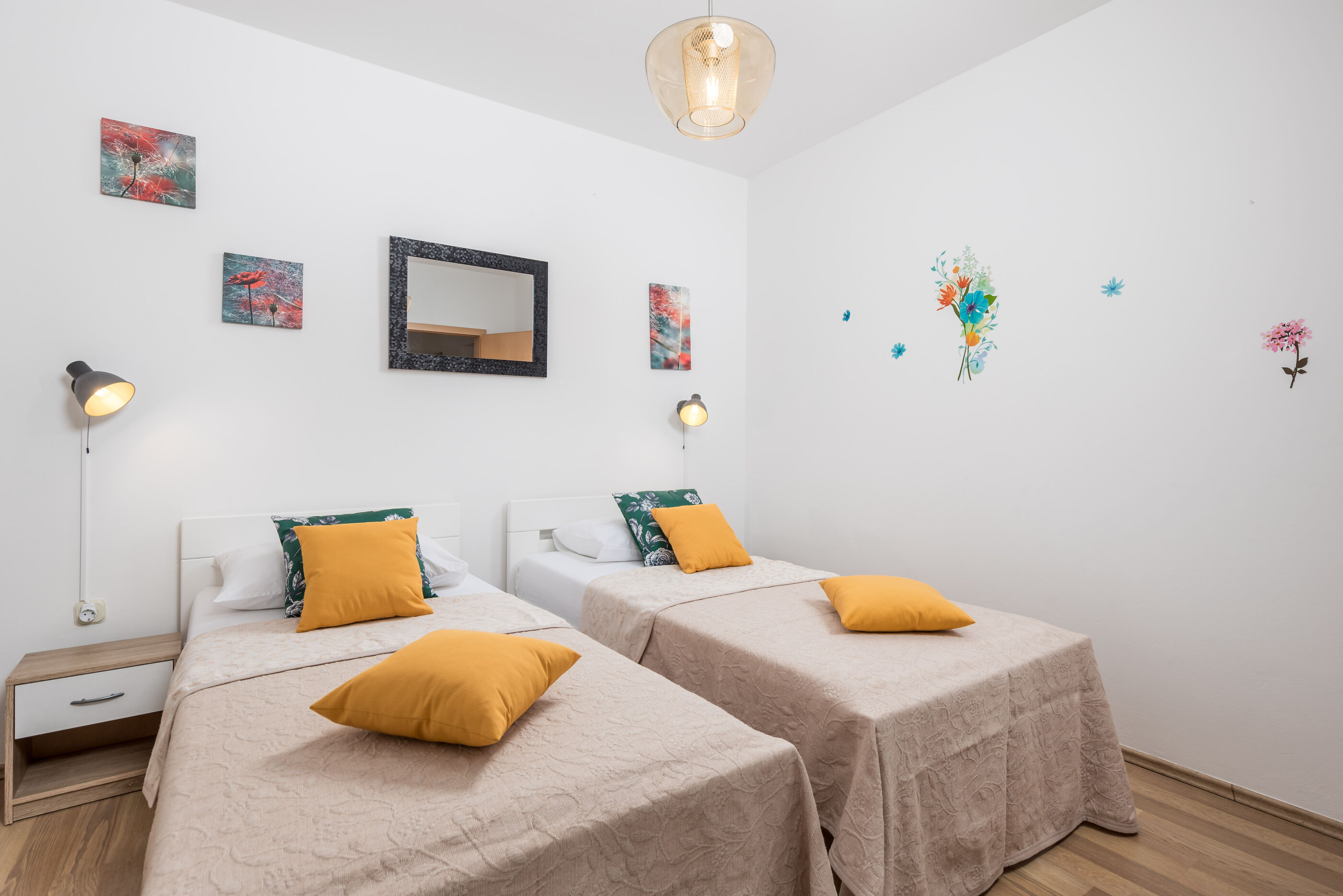 Apartments and Room Slavica 68421-A1