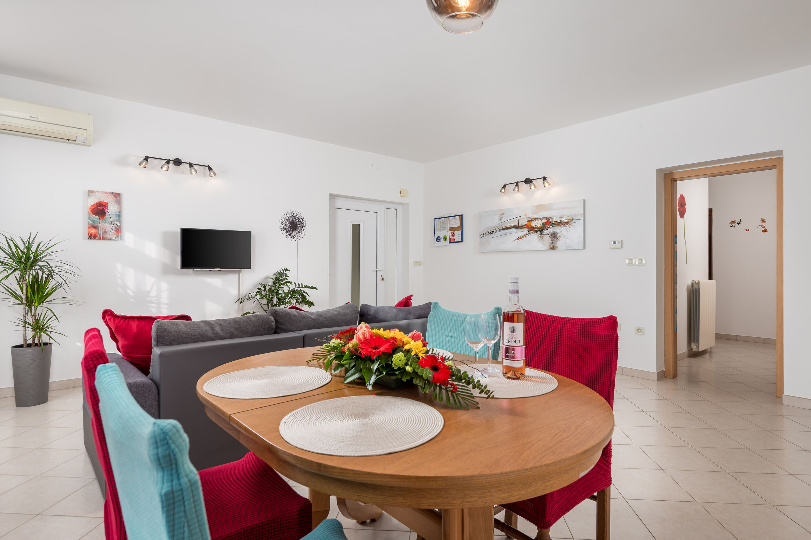 Apartments and Room Slavica 68421-A1