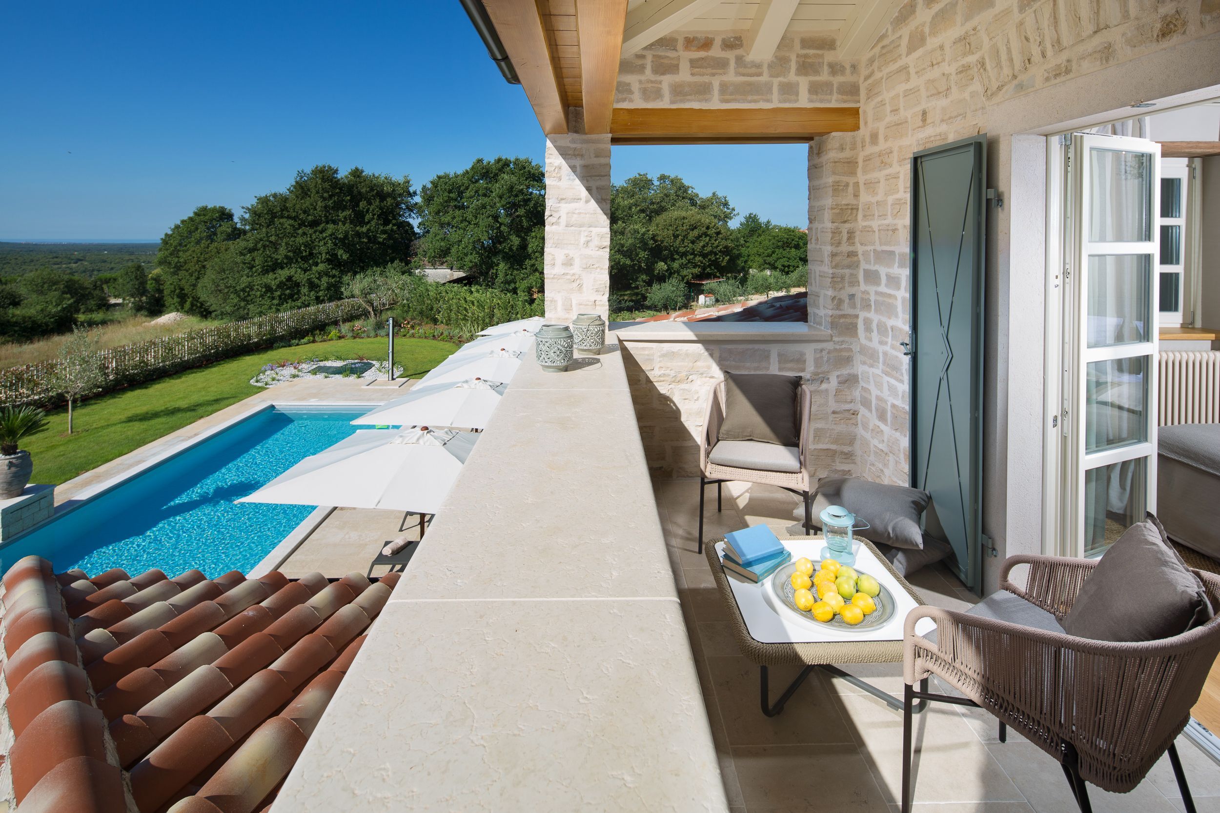 Villa Nevia Exclusive 16924-K1