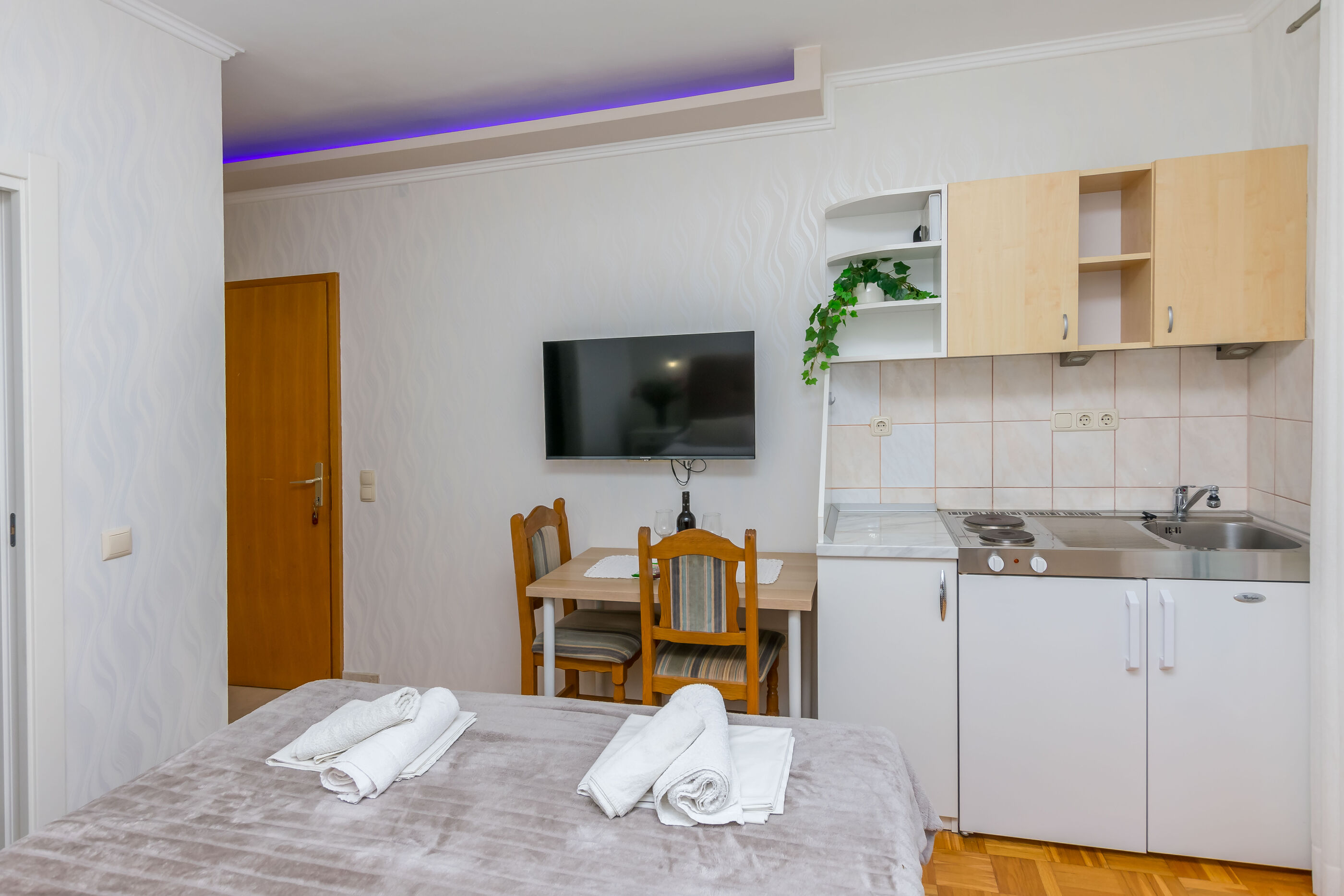 Apartments Tonko 98131-A2