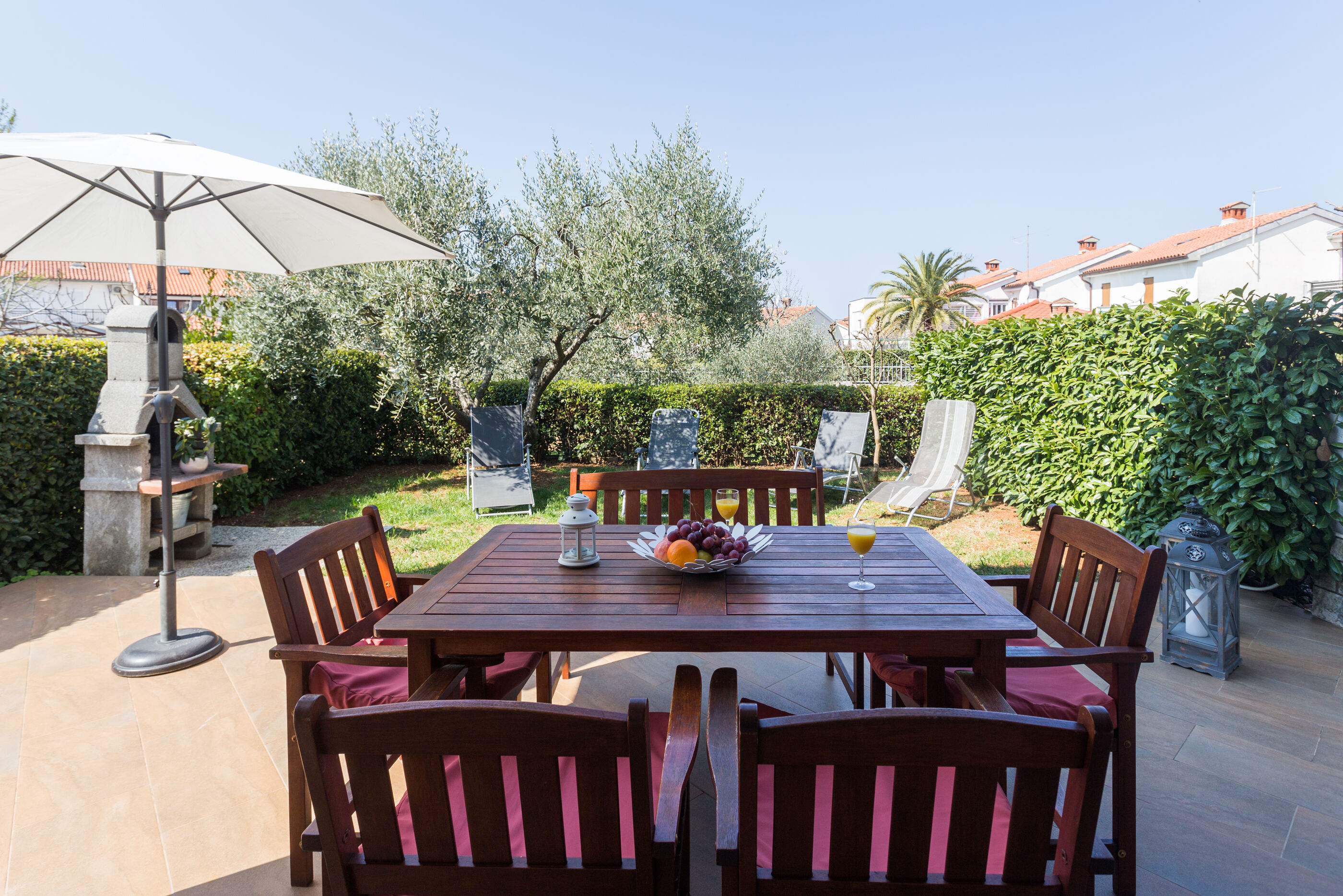 House Oliva 84882-K1