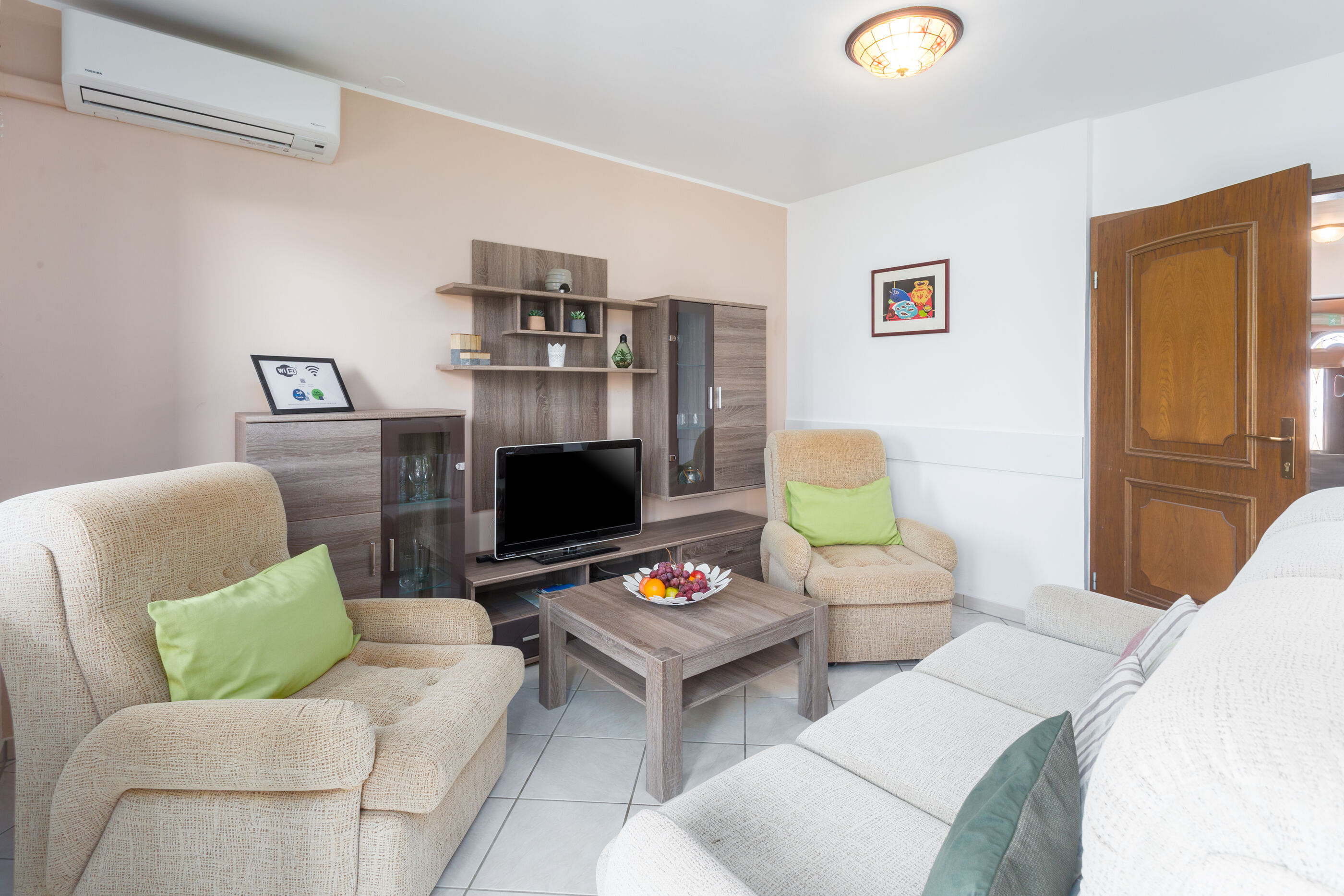 House Oliva 84882-K1