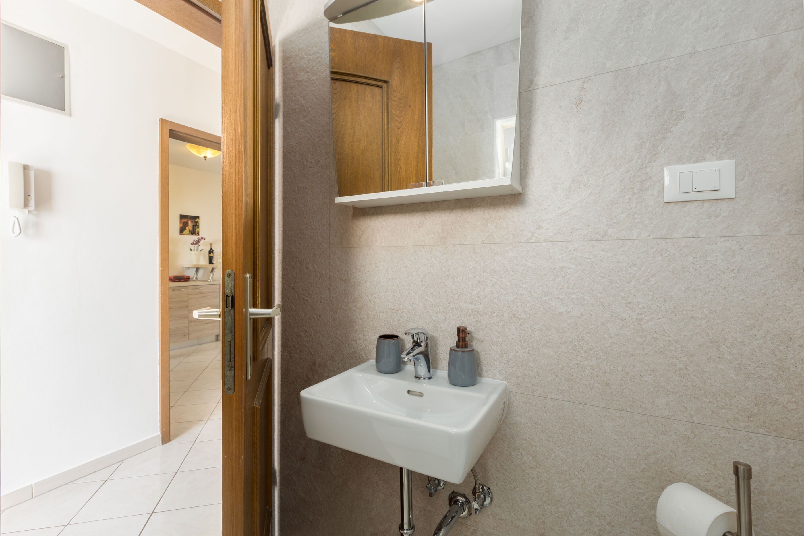 House Oliva 84882-K1