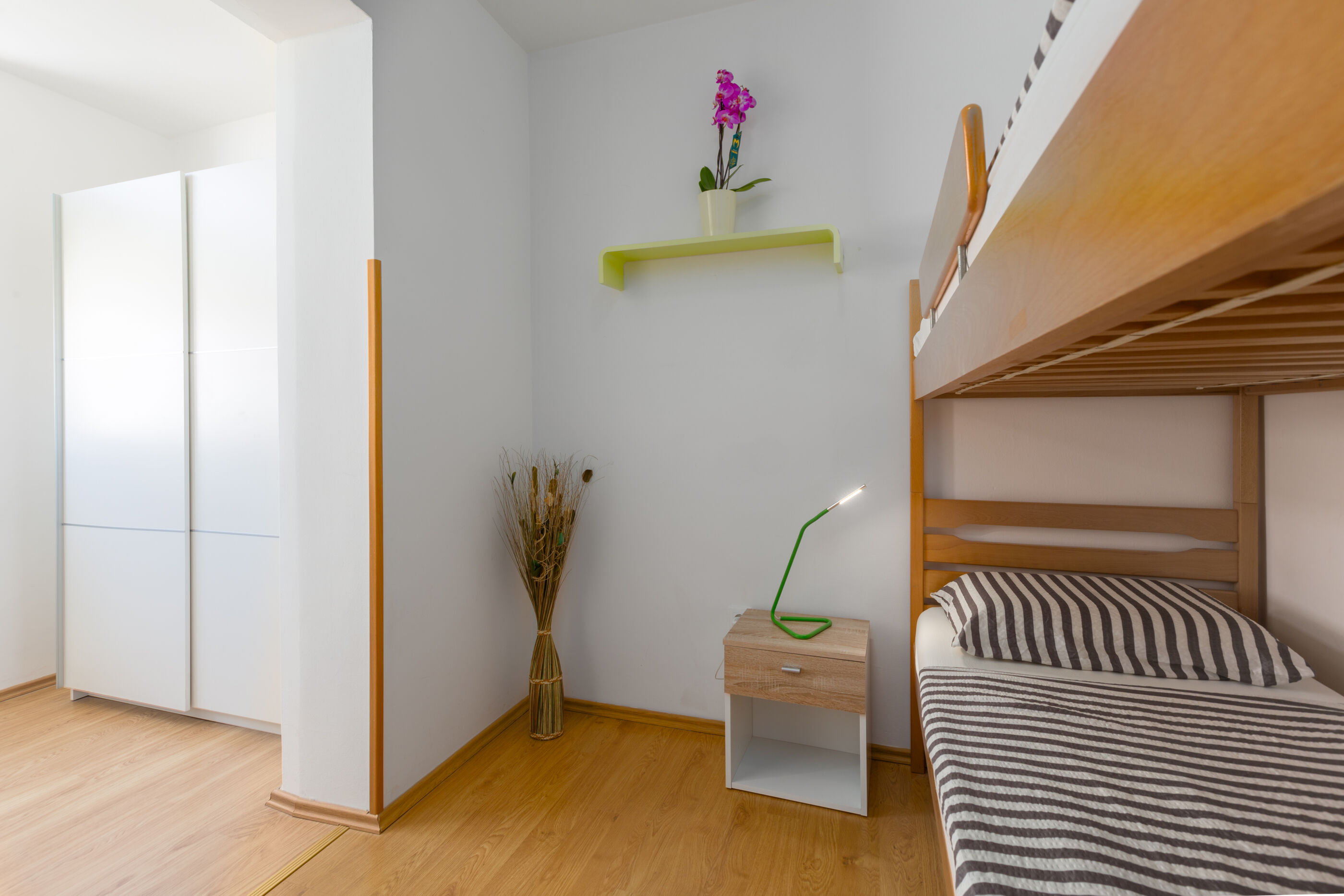 House Oliva 84882-K1