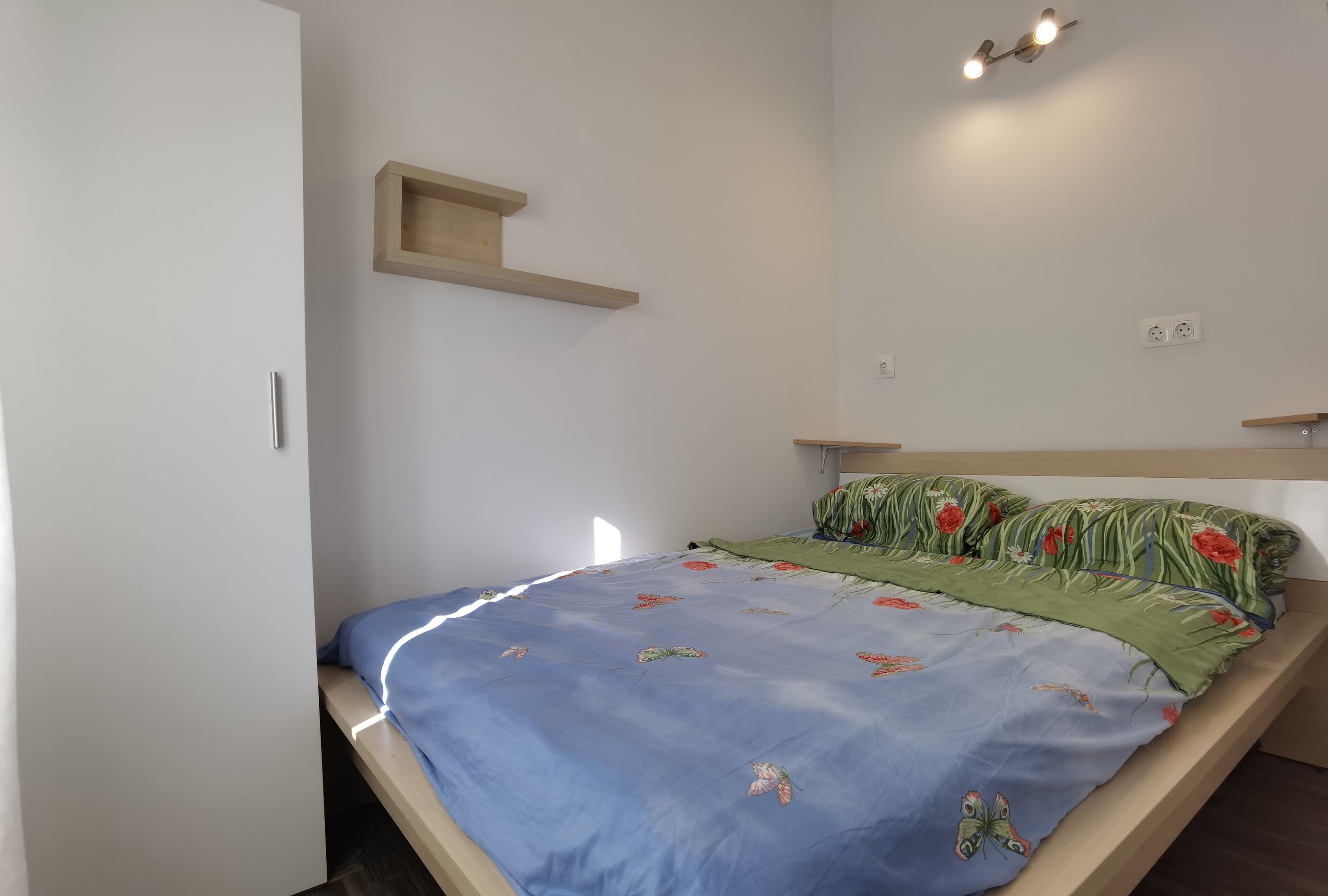 House Holiday House Rosemary 43911-A1