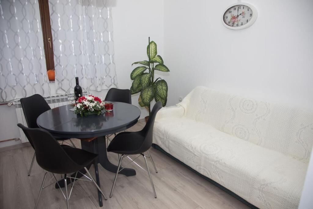 Apartment Lea 91493-A1