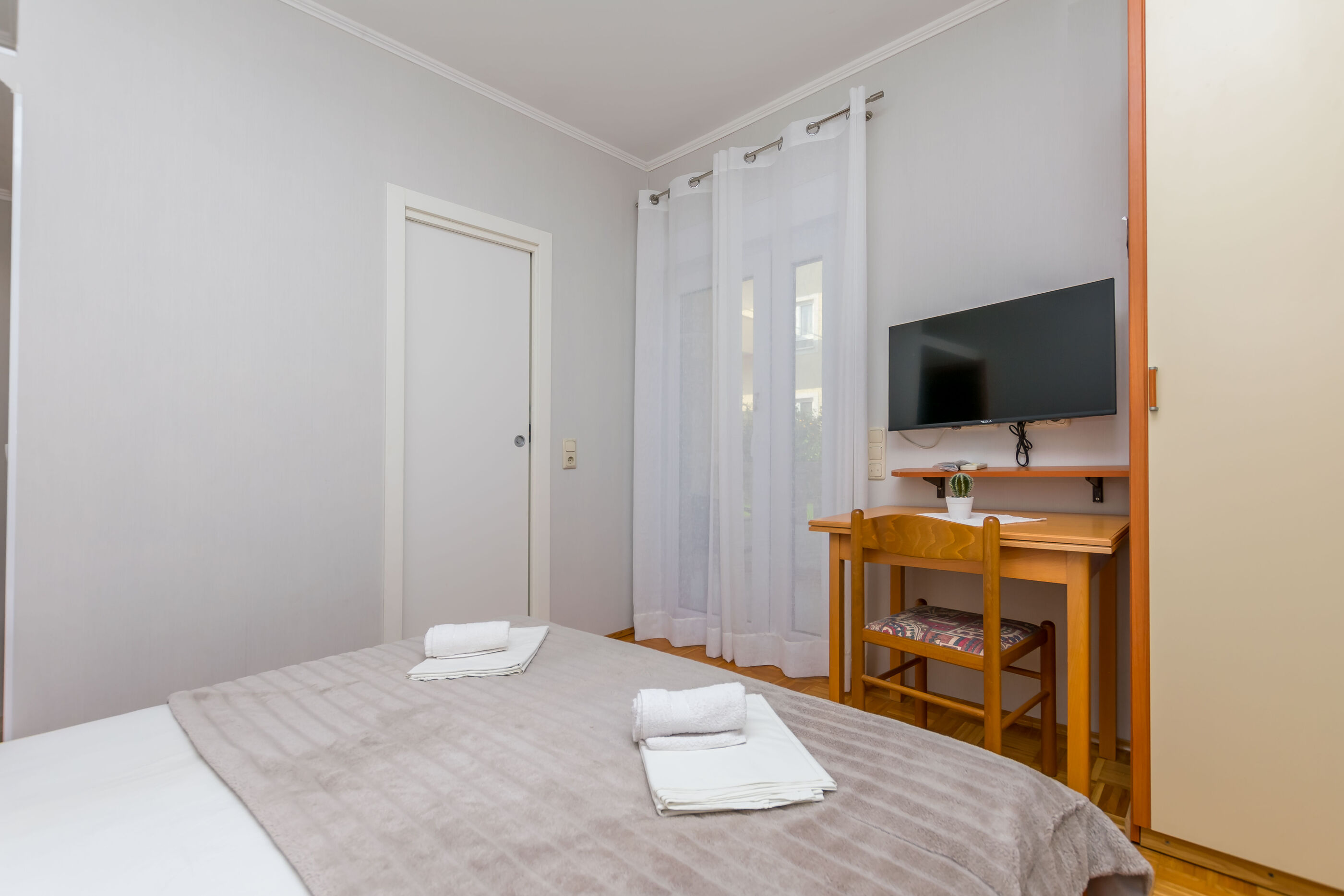 Apartments Tonko 98131-A3
