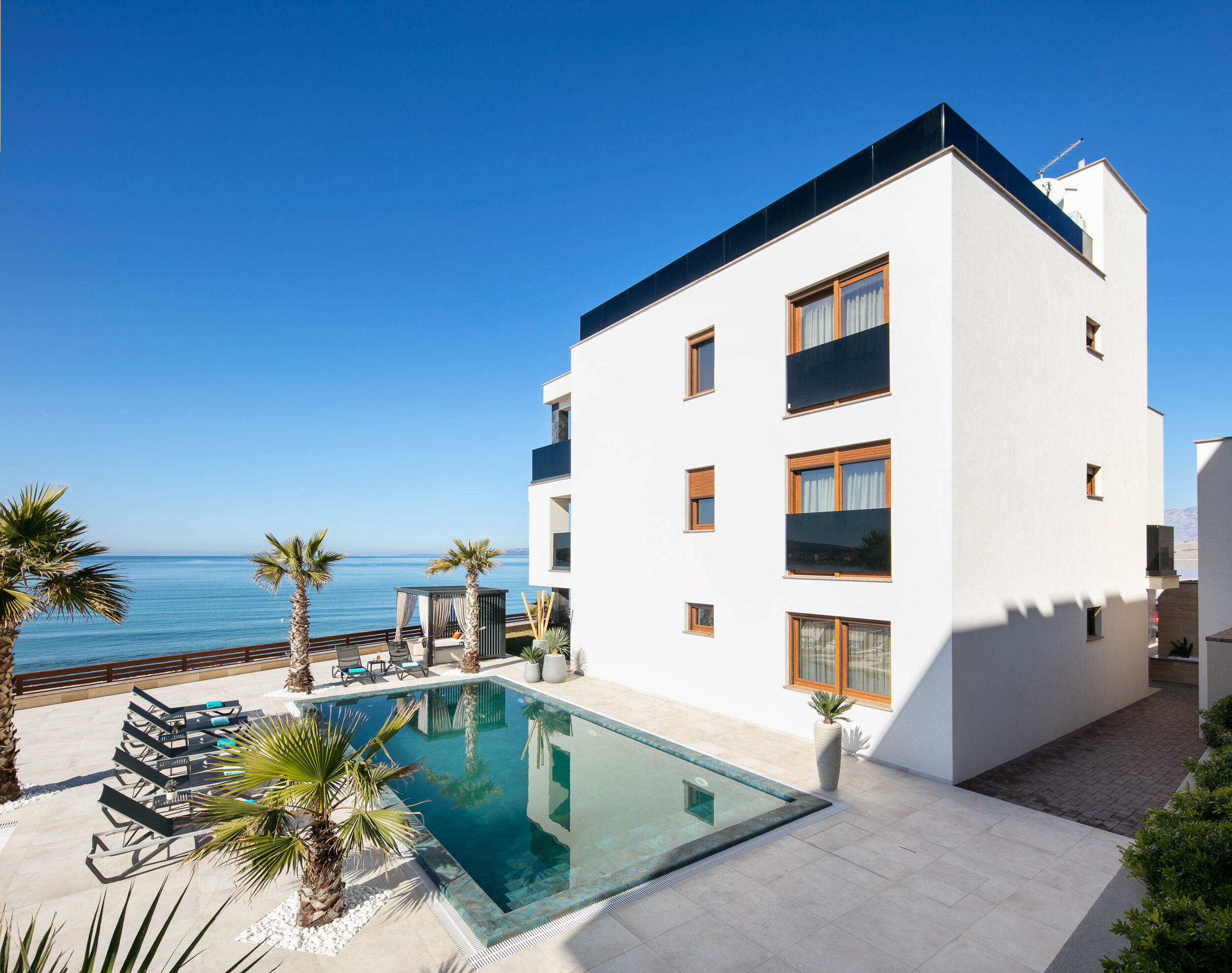 Apartments Malibu Imperial 17329-A3