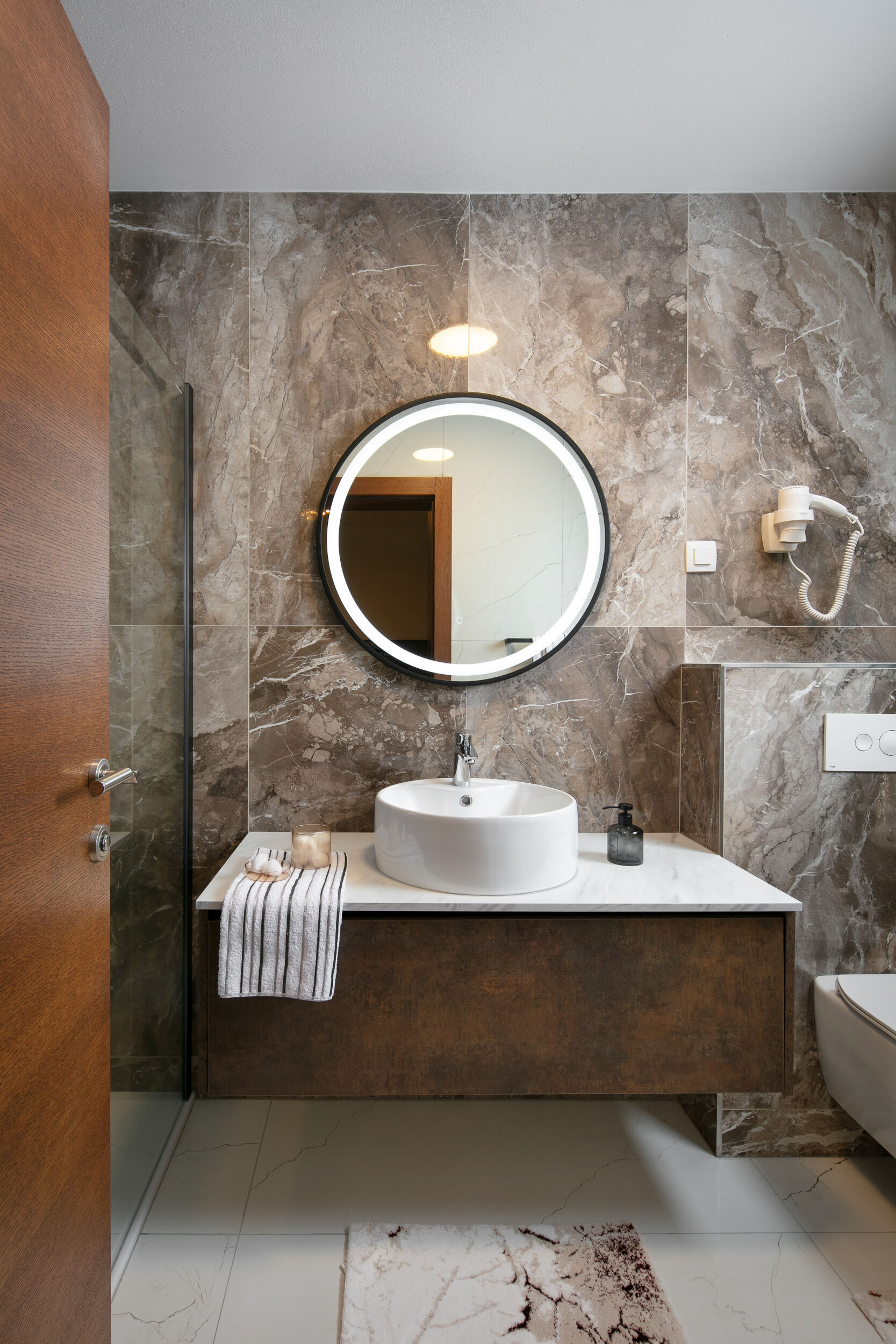 Apartments Malibu Imperial 17329-A7