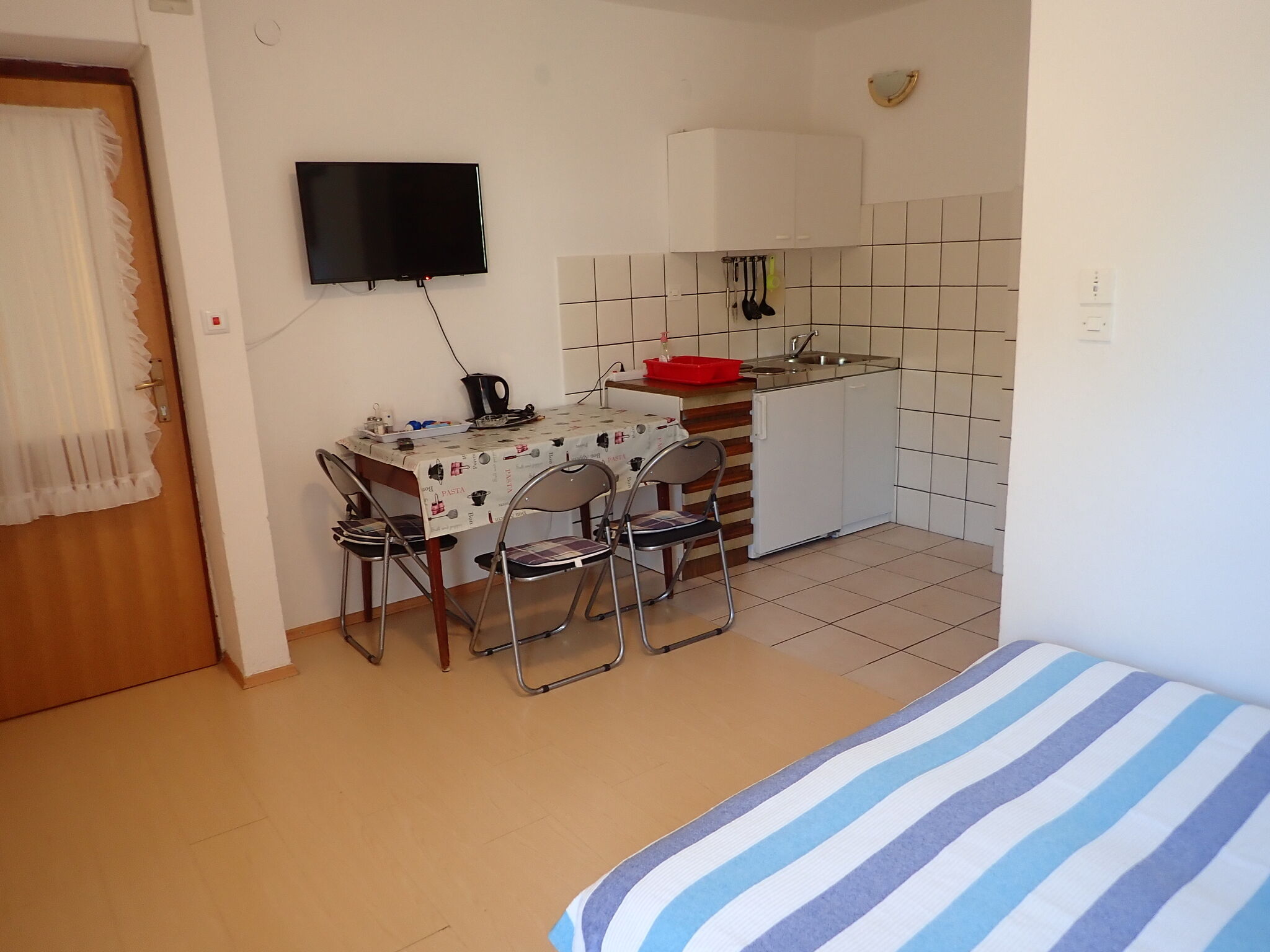 Apartments Falk 96334-A1