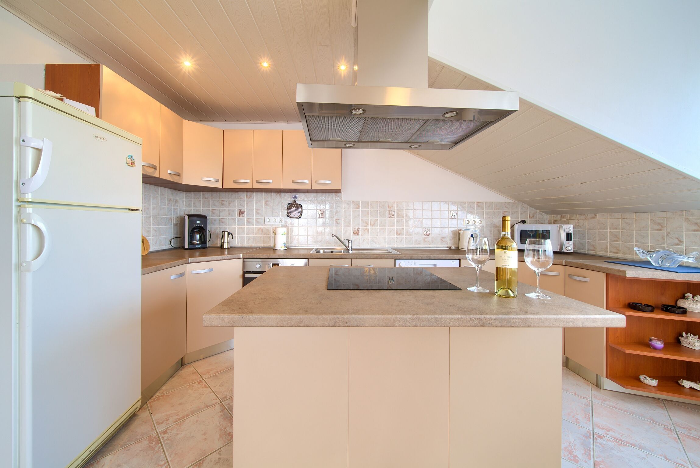 Apartment MLADEN A1