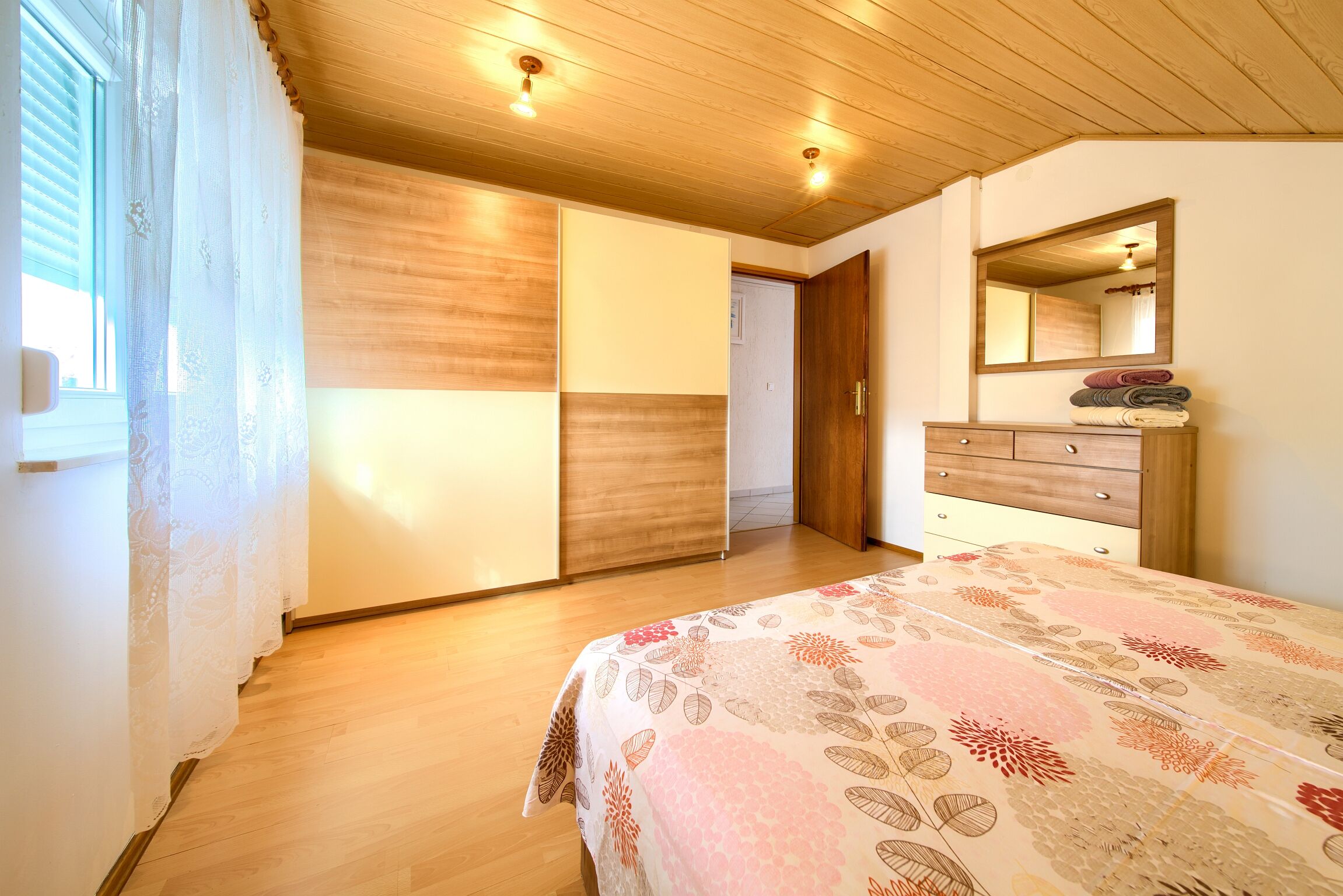 Apartment MLADEN A1