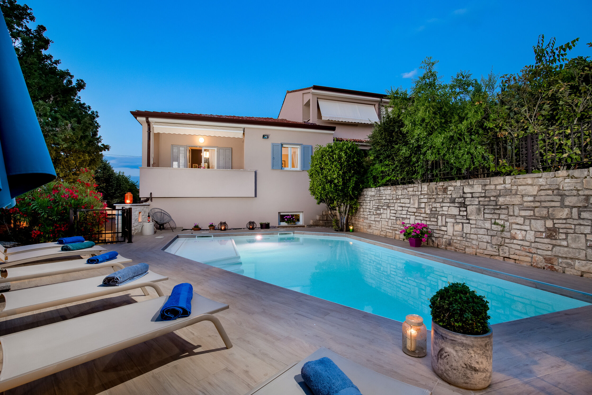 Villa Lidija s bazenom 97487-K1