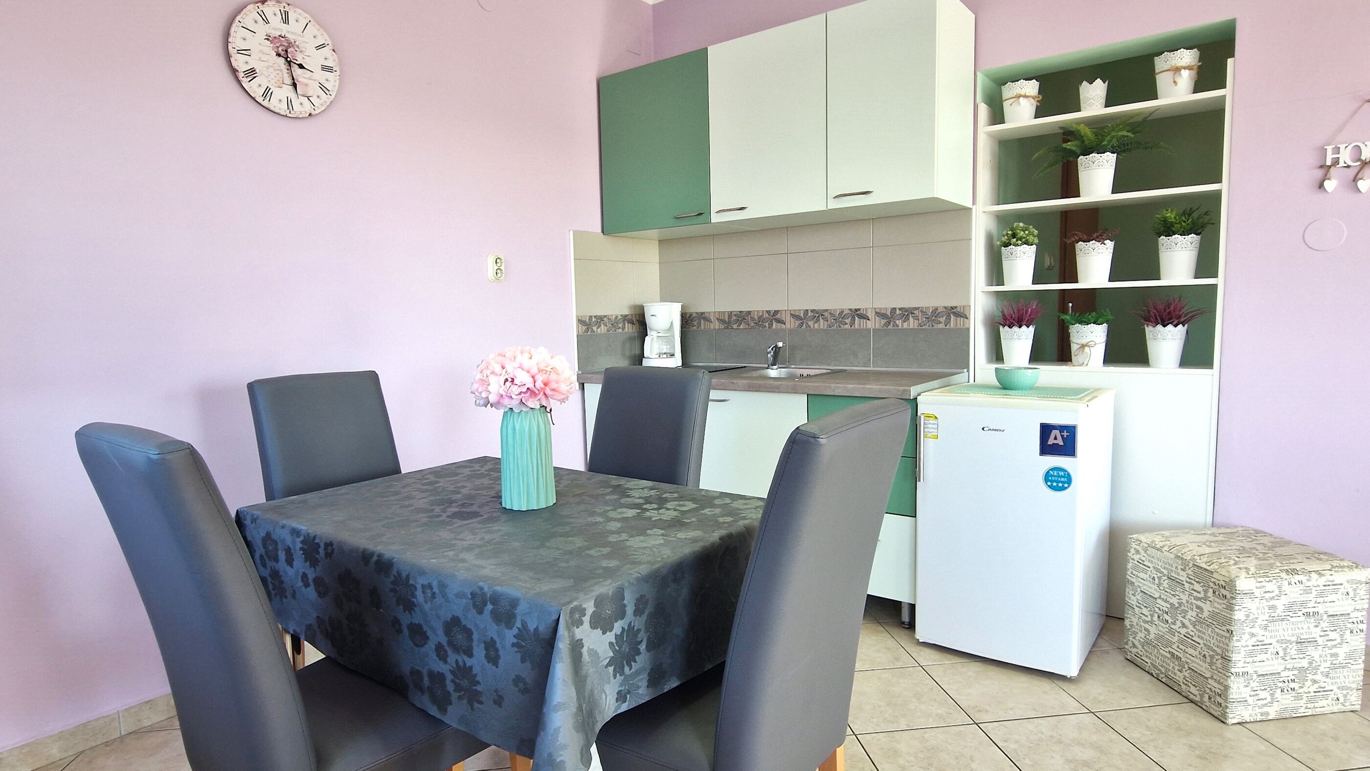 Apartments Ivan 15781-A2