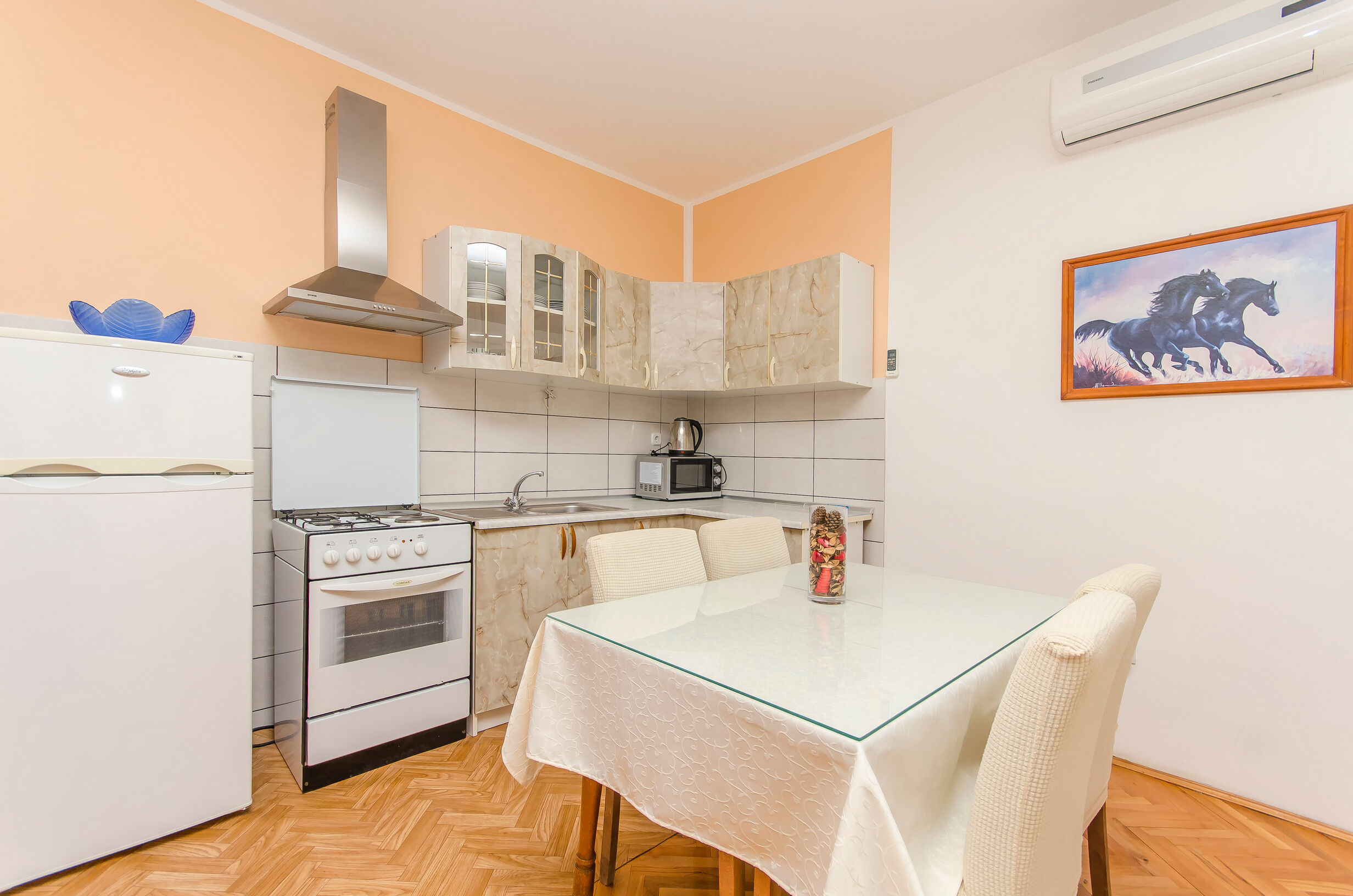 Apartments Neva 78161-A2