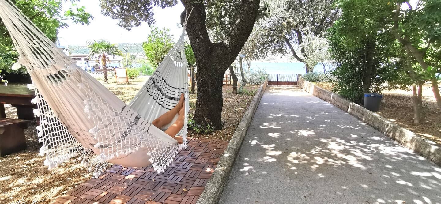 Apartments Marinic 98231-A1