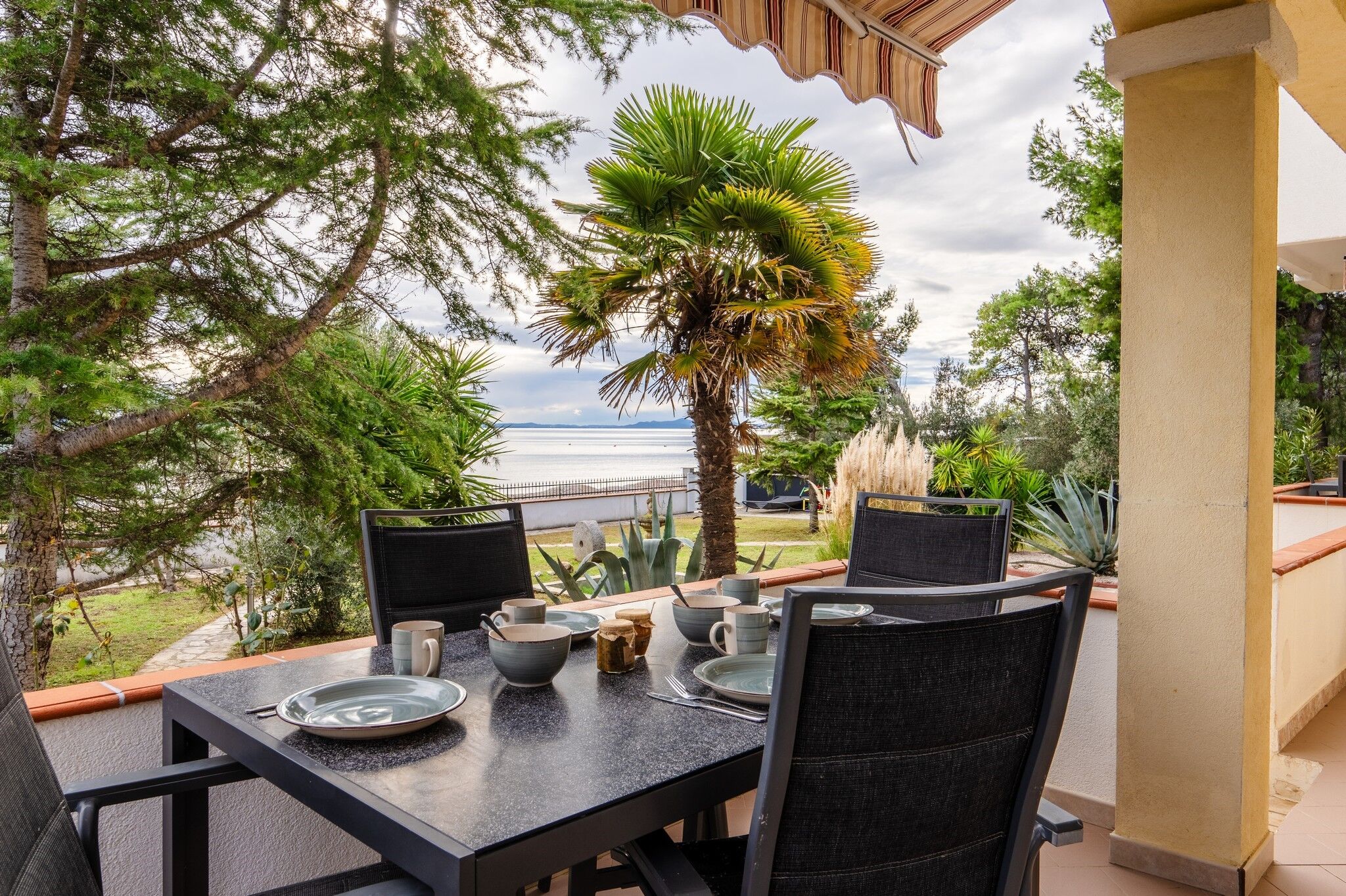 Apartments Strand 95852-A1