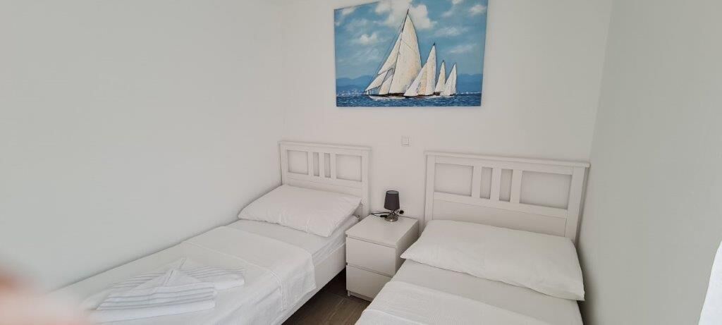 Apartments Vallis Aurea 98311-A1