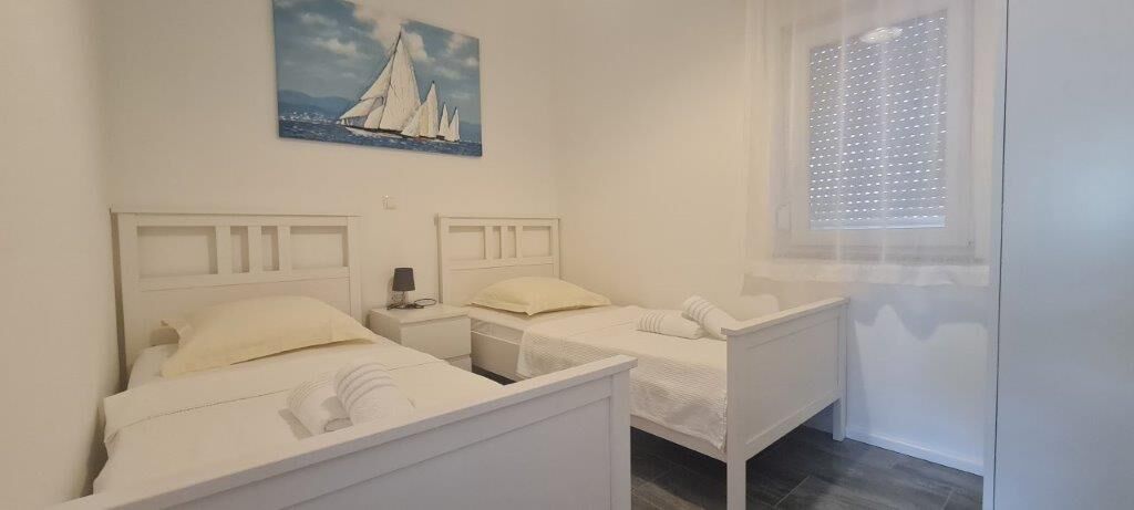Apartments Vallis Aurea 98311-A2
