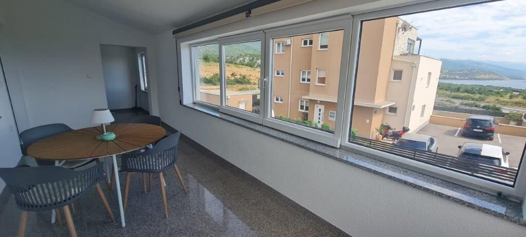Apartments Vallis Aurea 98311-A2