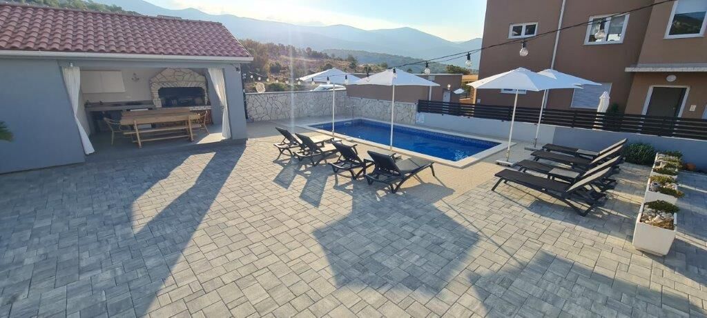 Apartments Vallis Aurea 98311-A2