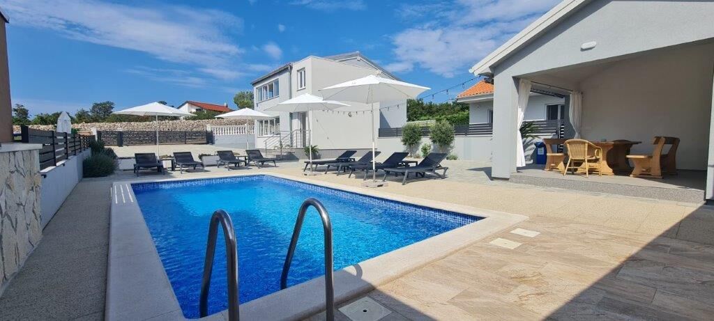 Apartments Vallis Aurea 98311-A2