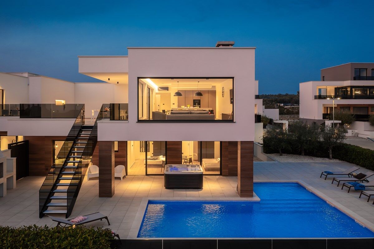 Villa Old Olive IV 74284-K1