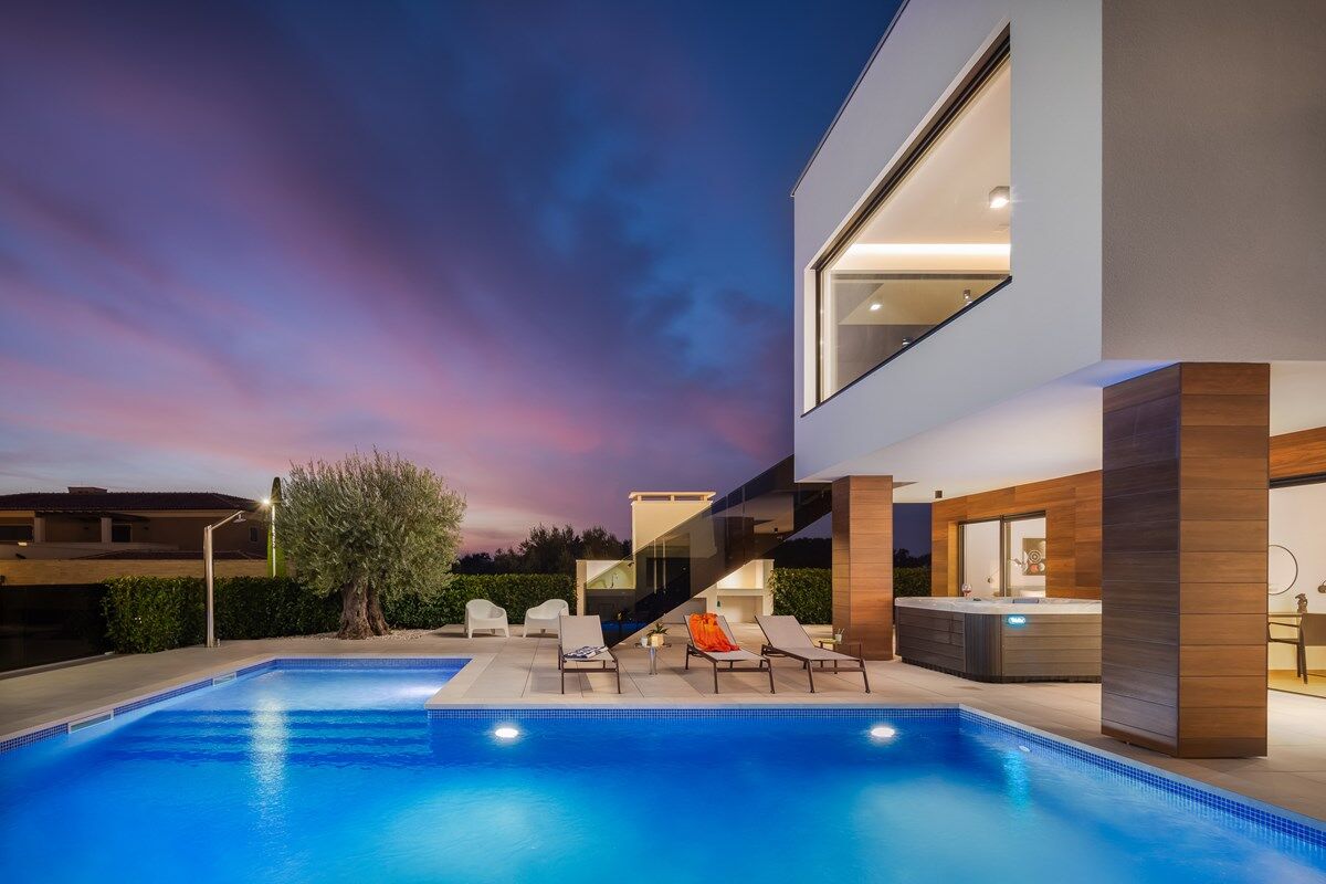 Villa Old Olive III 74286-K1