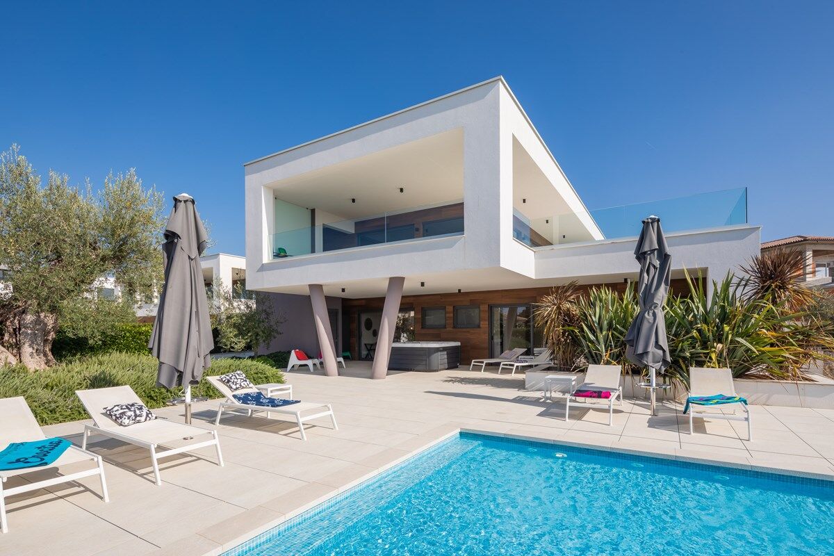 Villa Old Olive I 74046-K1