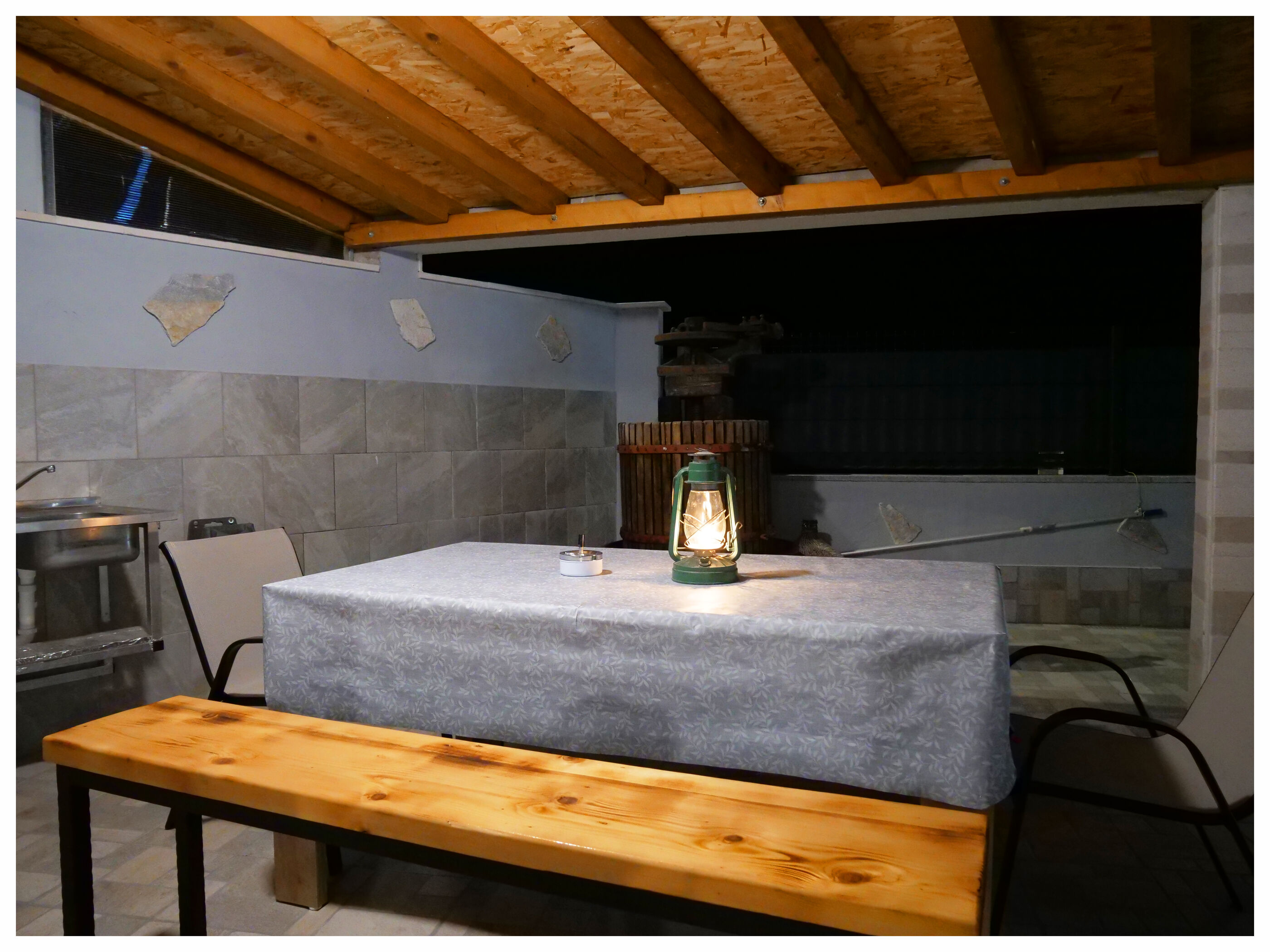 House Luketini dvori 97091-K1