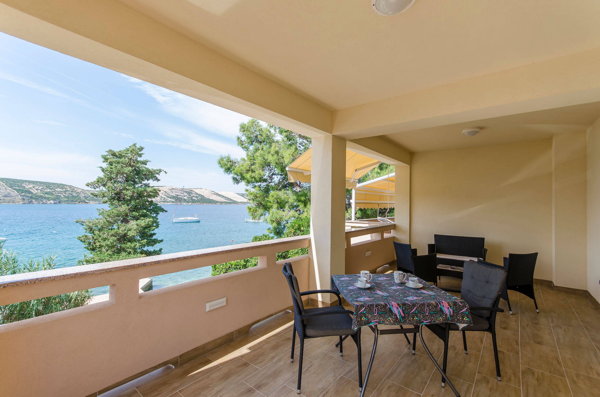 Apartments A-Z 55061-A1