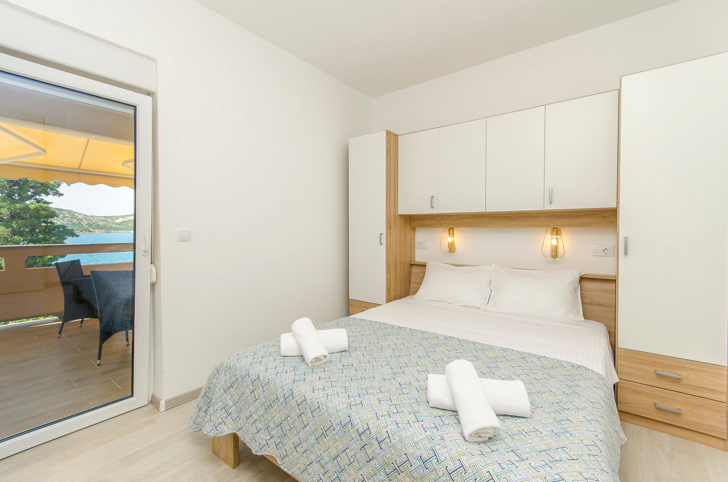 Apartments A-Z 55061-A1