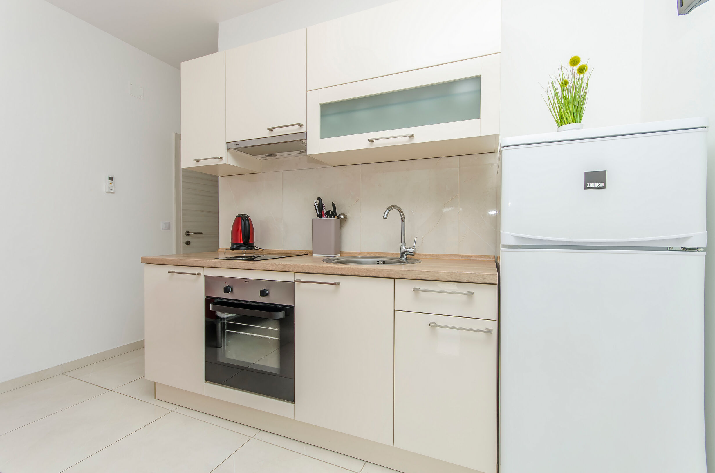 Apartments A-Z 55061-A2