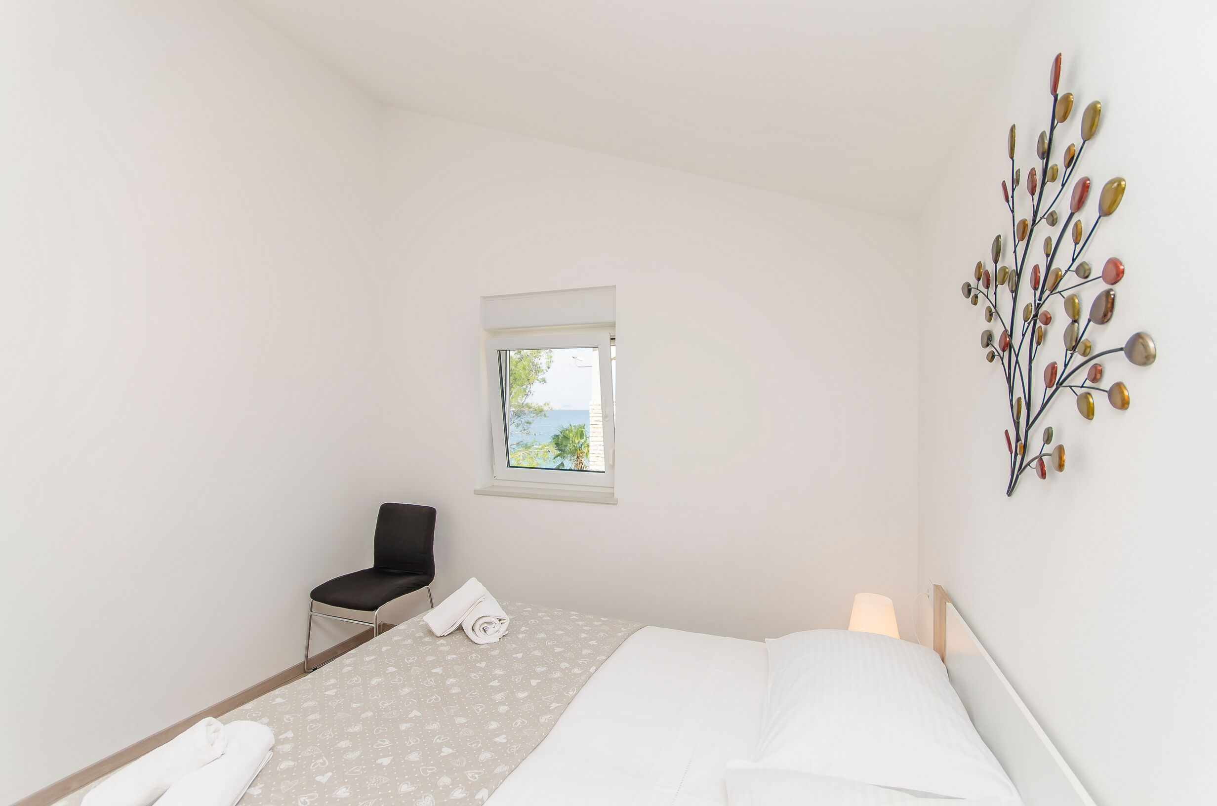 Apartments A-Z 55061-A4