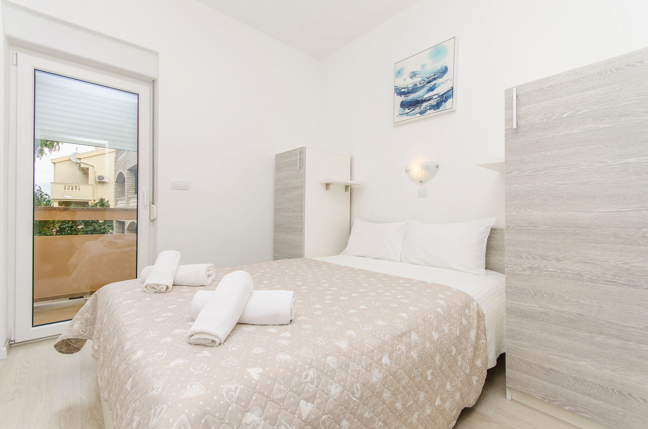 Apartments A-Z 55061-A3