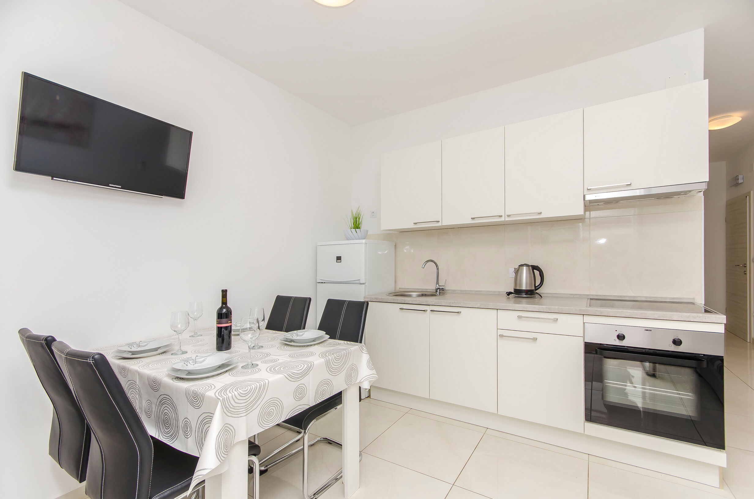 Apartments A-Z 55061-A3