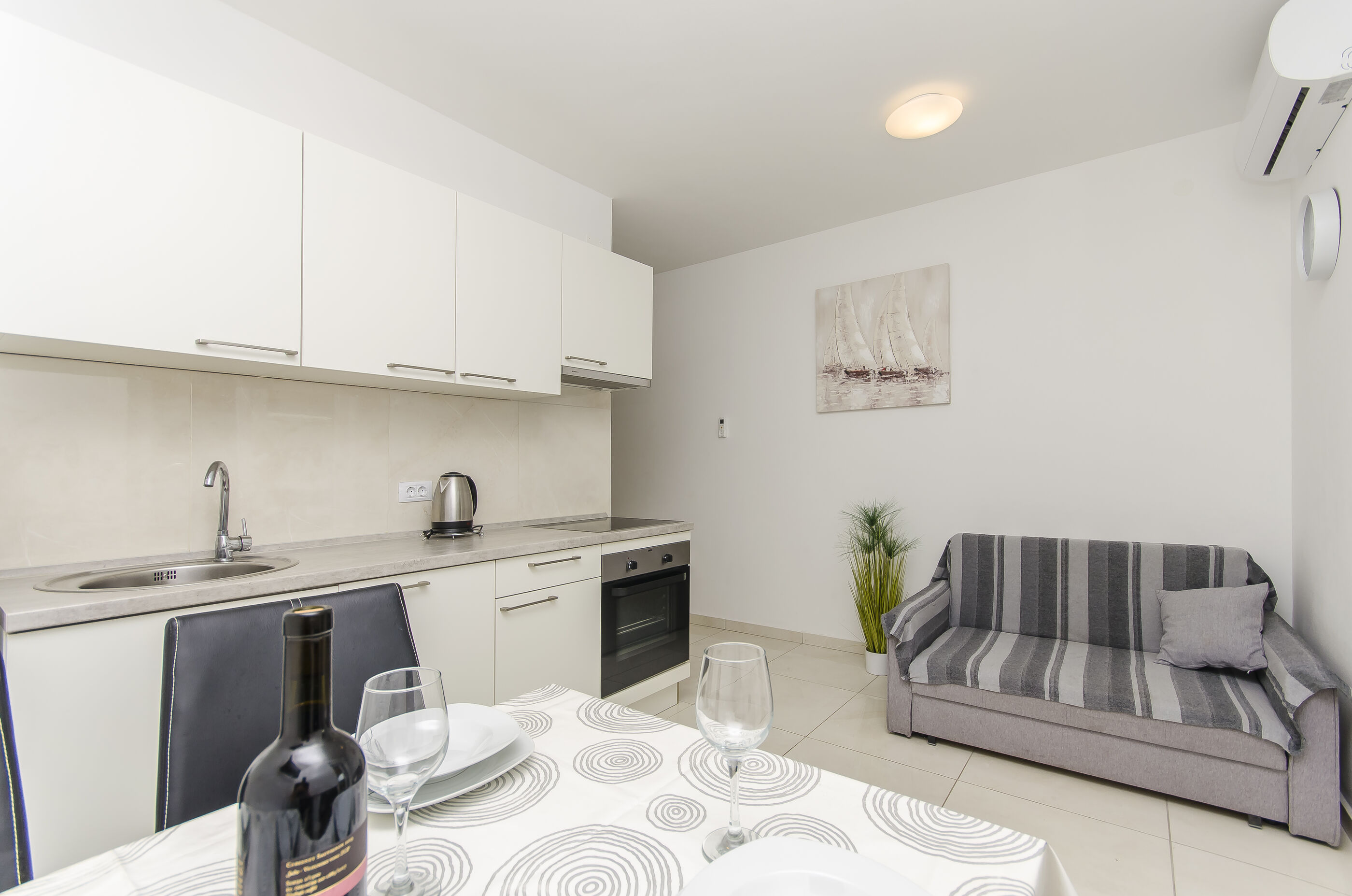 Apartments A-Z 55061-A3