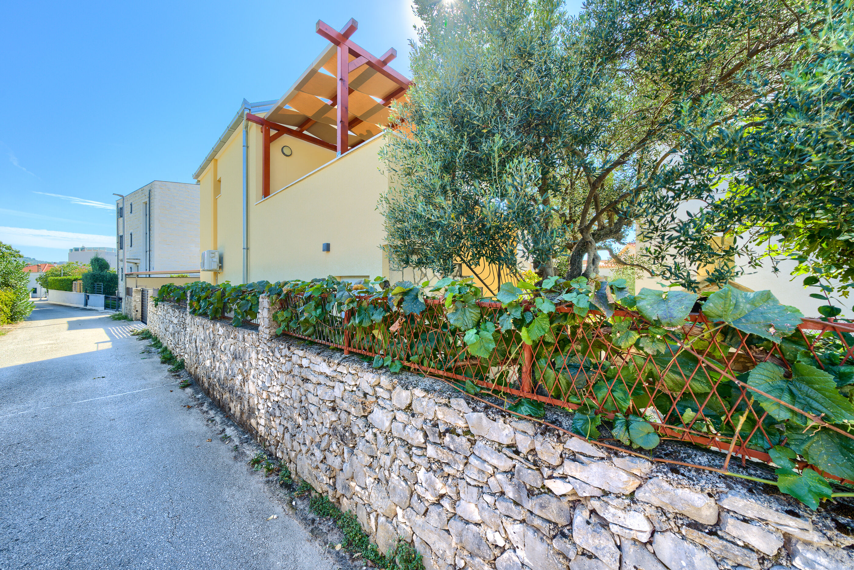 House VILLA DRAGO 98371-K1