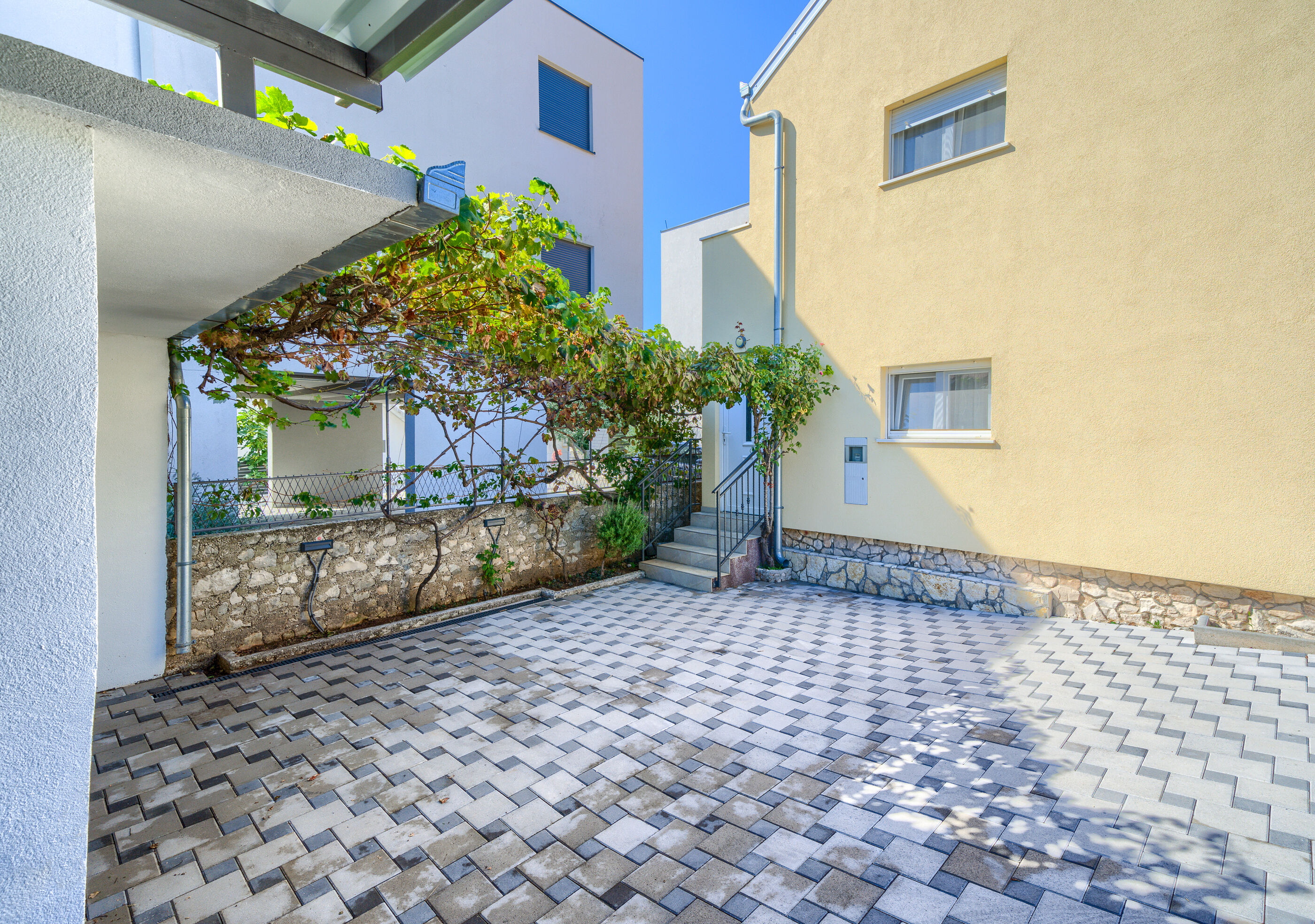 House VILLA DRAGO 98371-K1