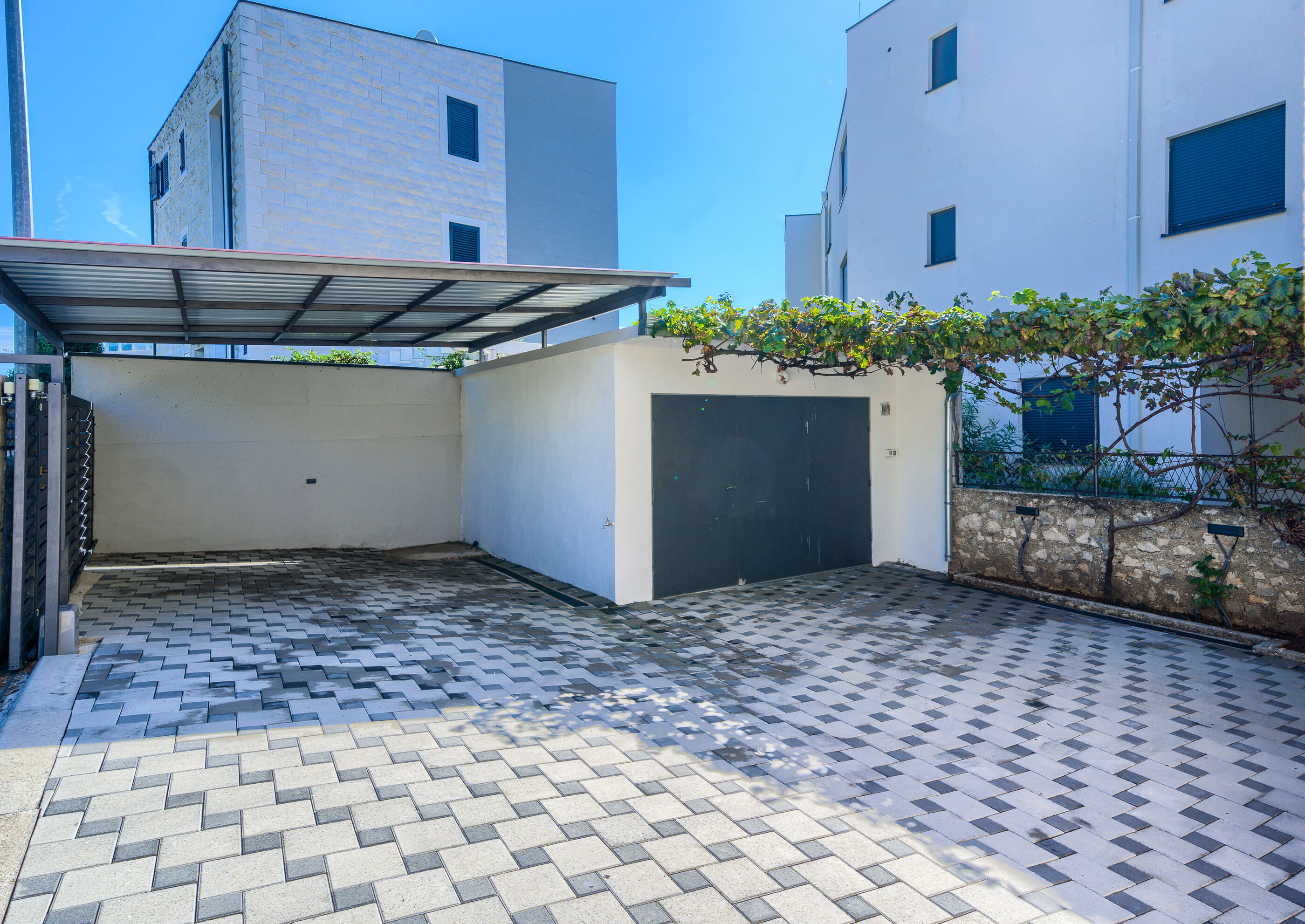House VILLA DRAGO 98371-K1