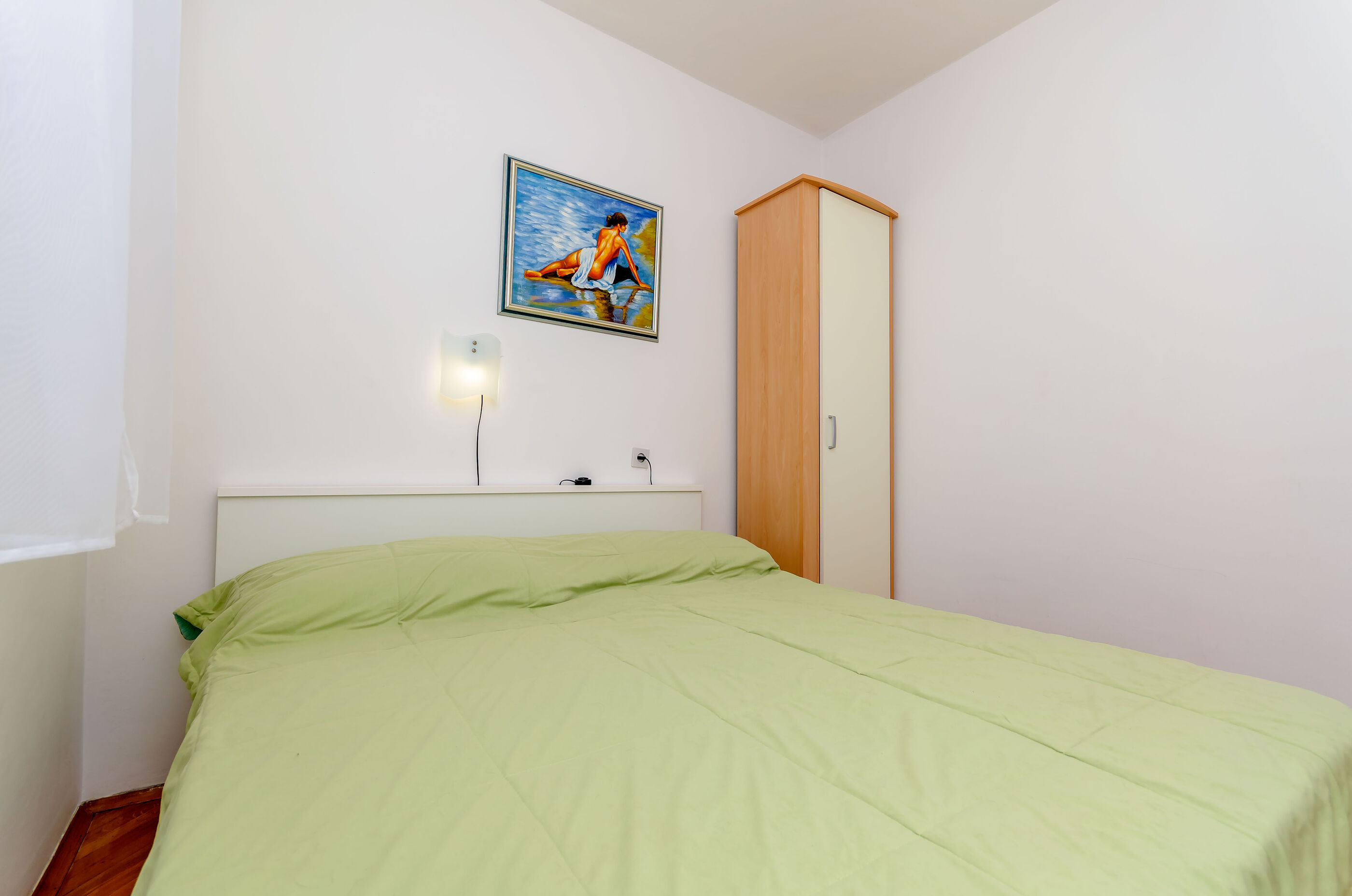 Apartment Pine Haven 98411-A1